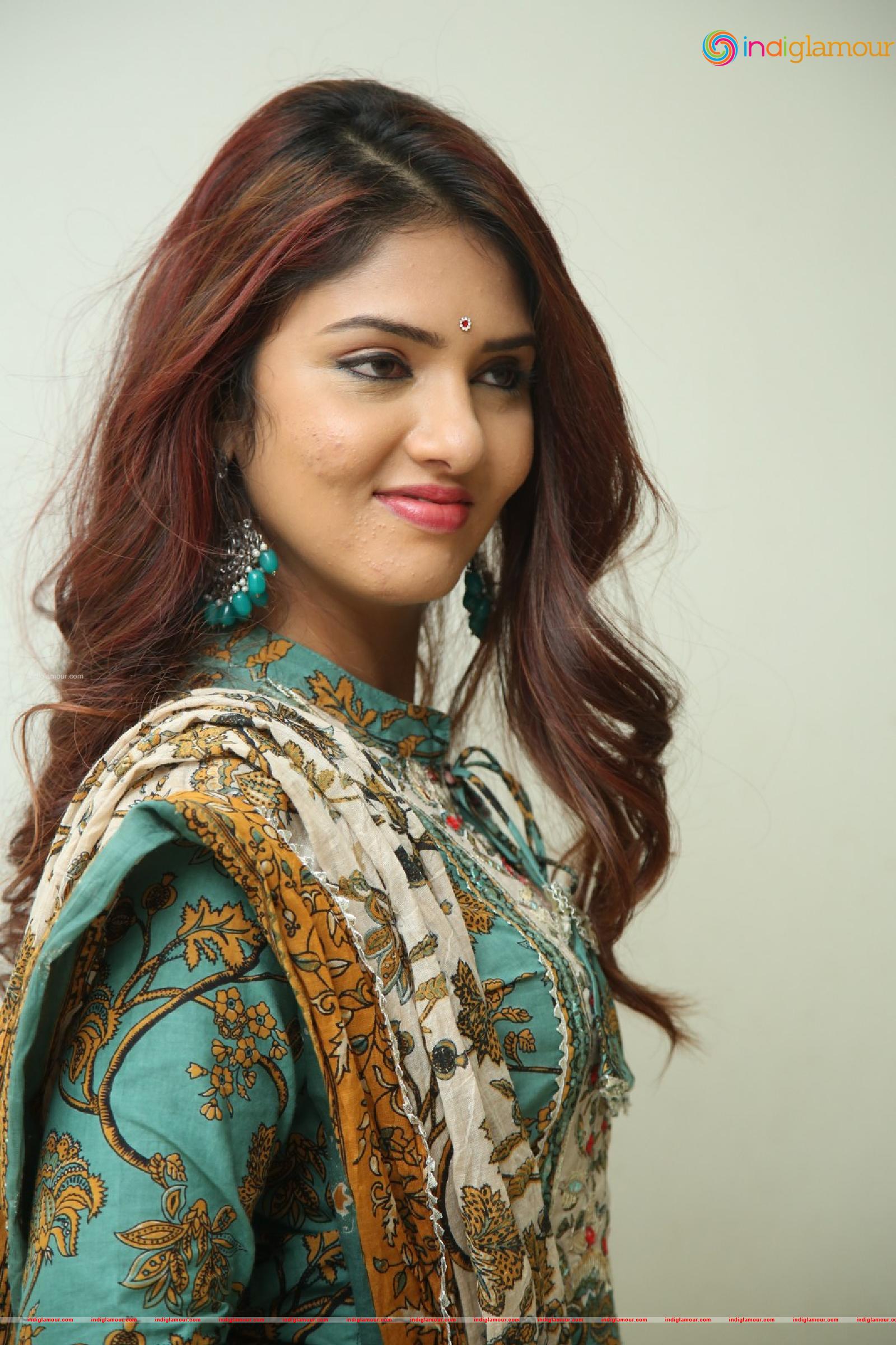 Gayathri Suresh Actress hd photo