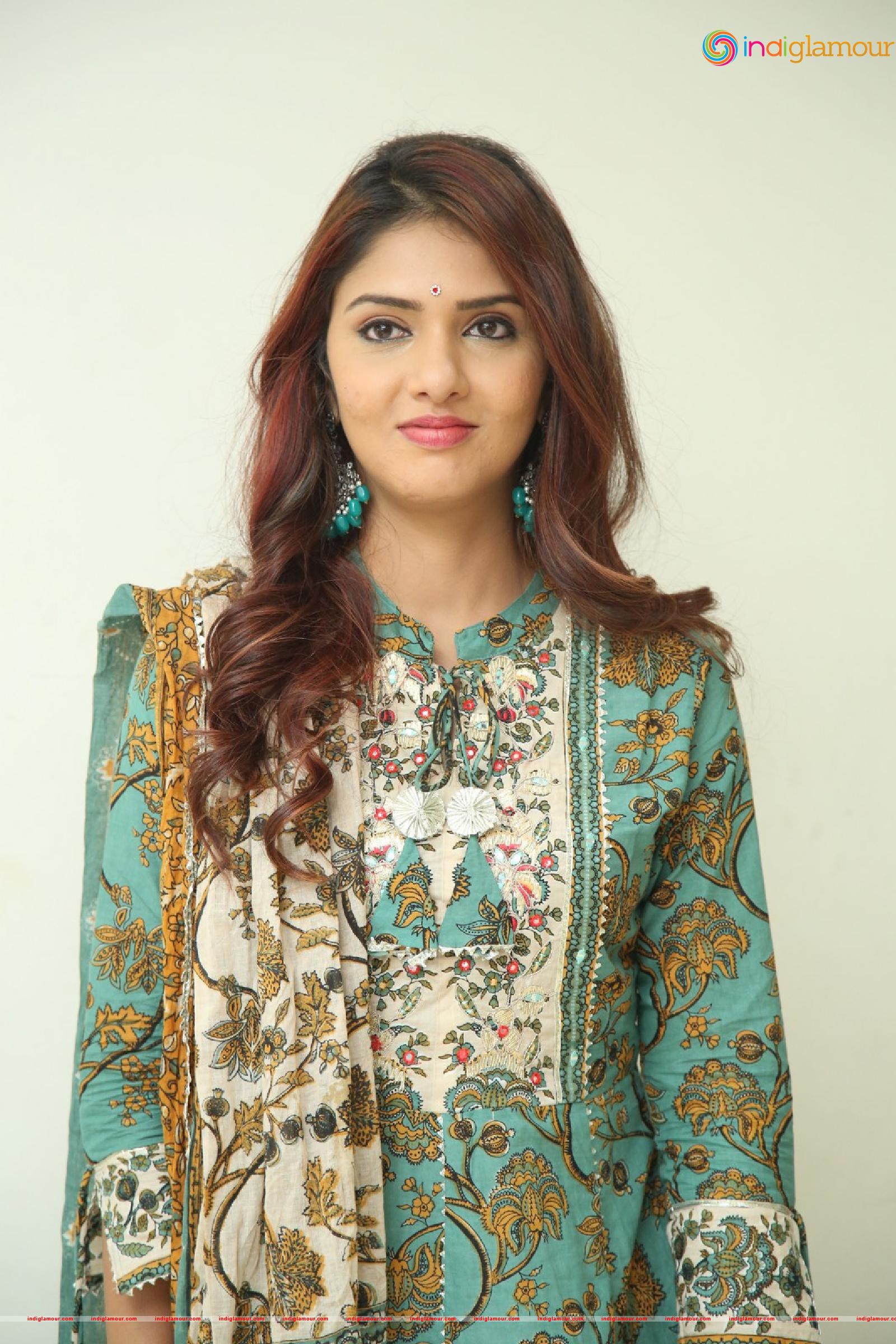 Gayathri Suresh Actress hd photo