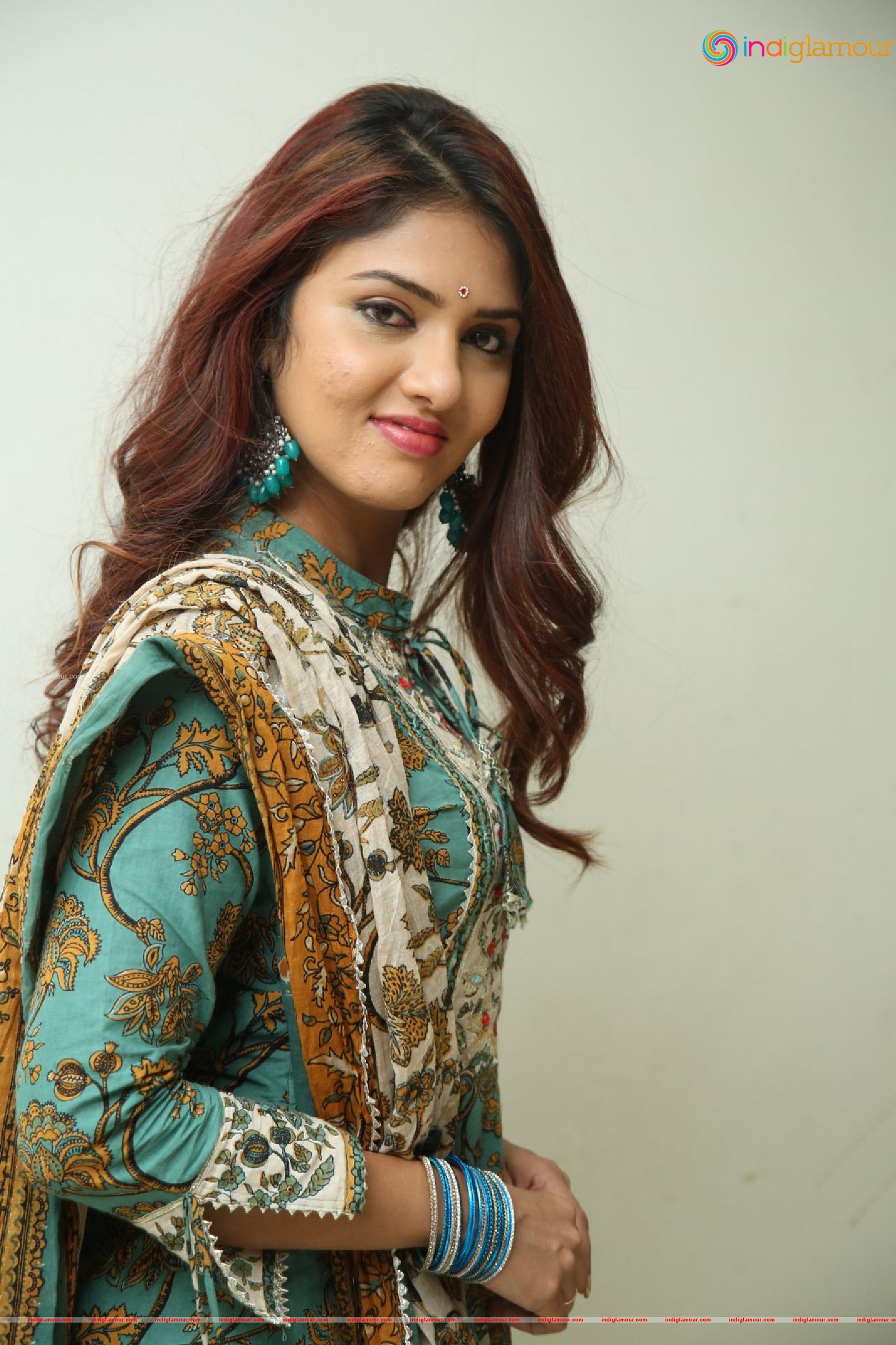 Gayathri Suresh Actress hd photo