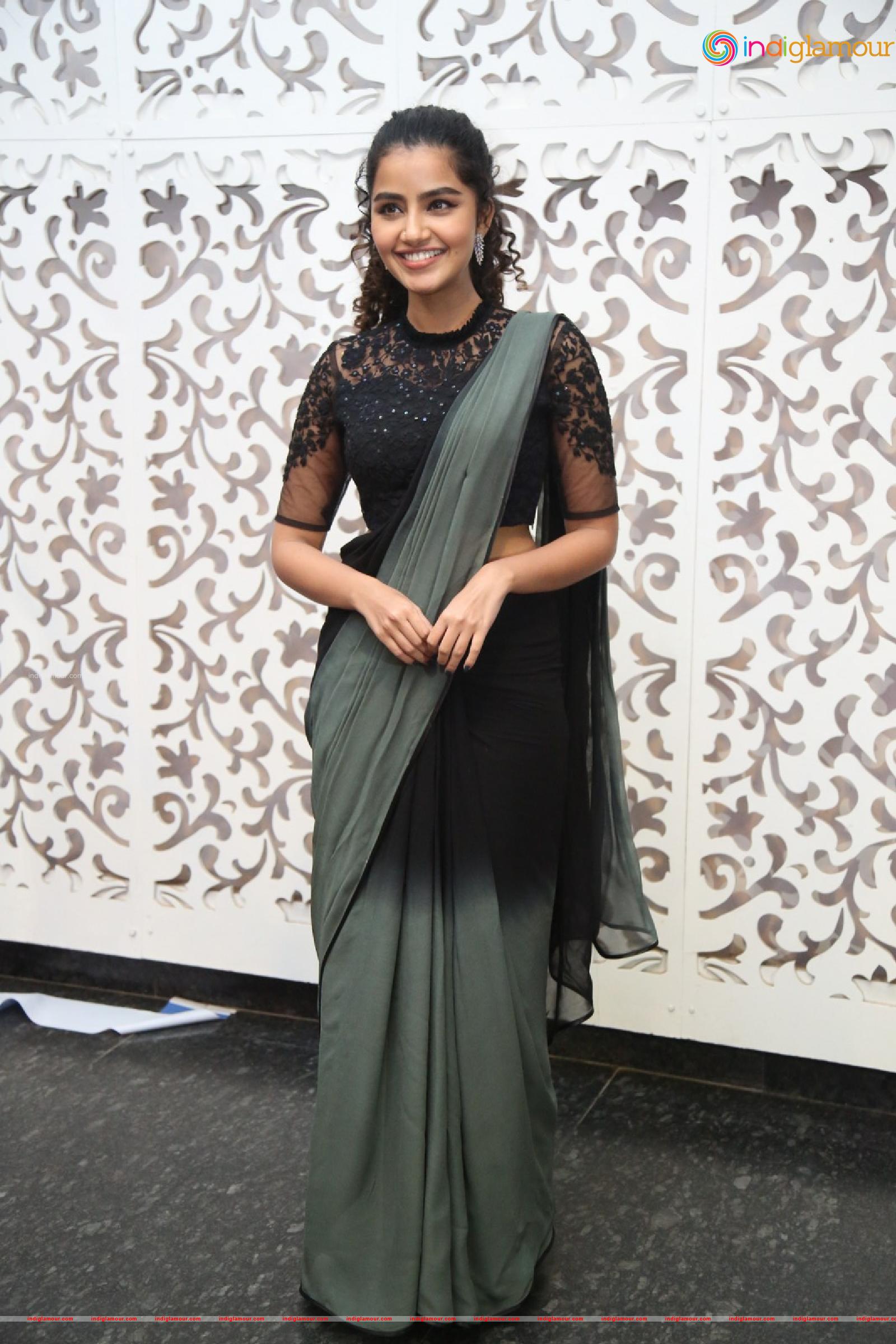 Anupama Parameswaran Actress hd photo