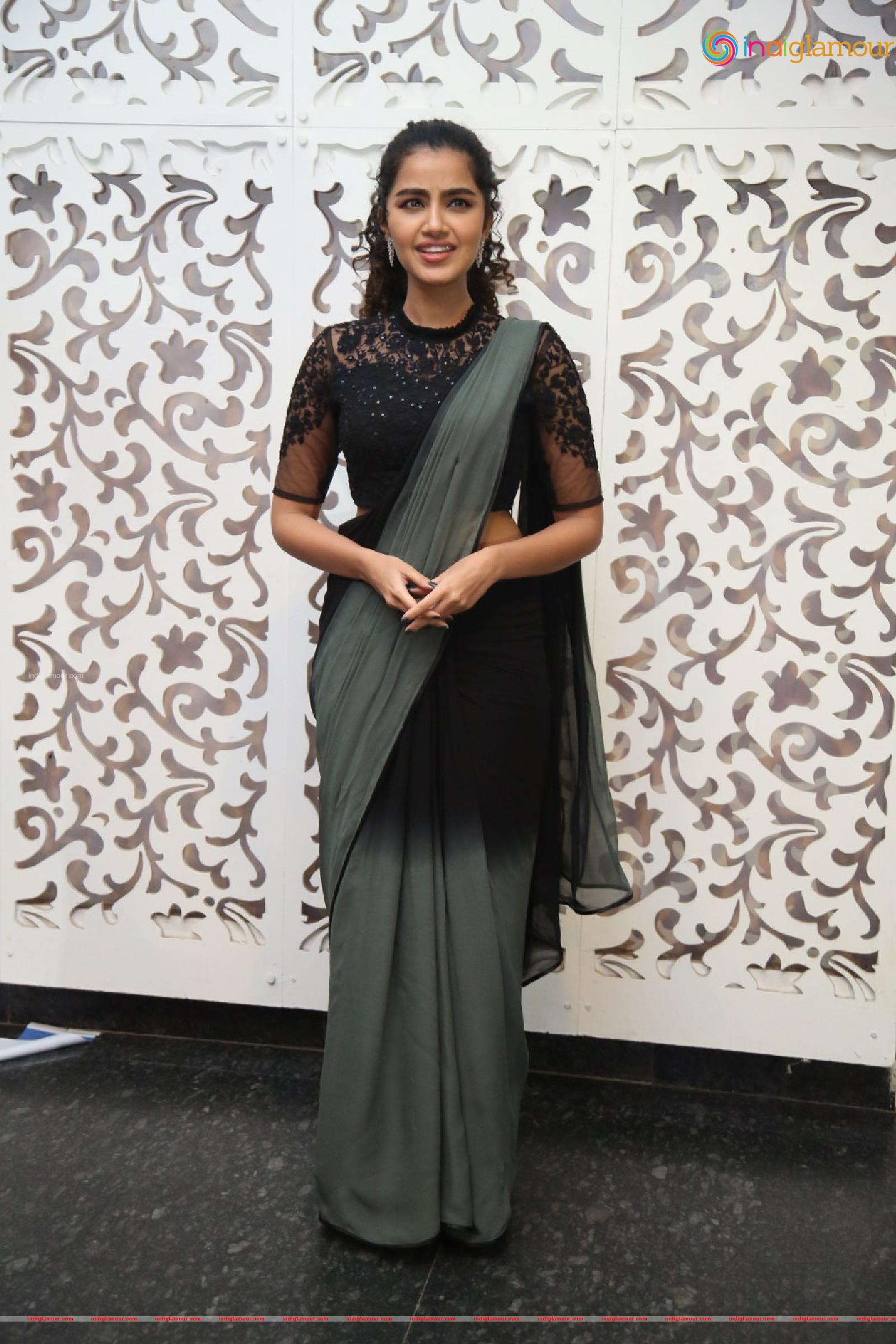 Anupama Parameswaran Actress hd photo
