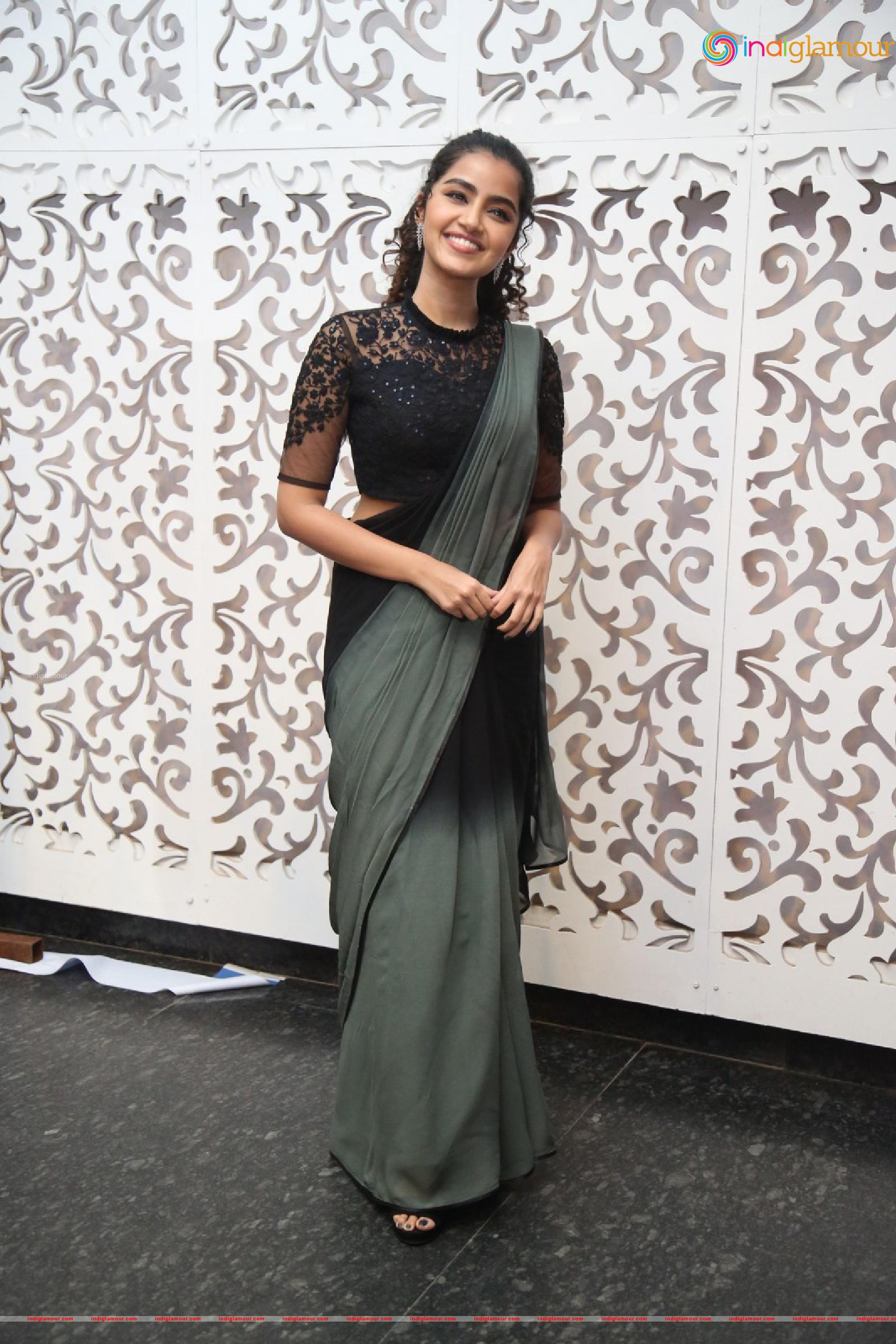 Anupama Parameswaran Actress hd photo
