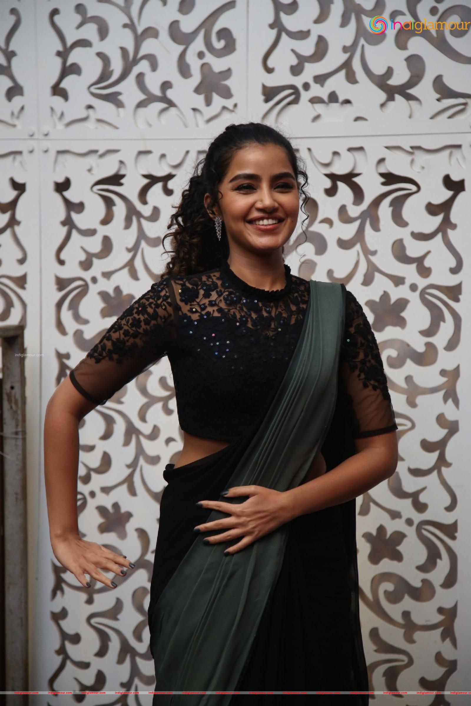 Anupama Parameswaran Actress hd photo