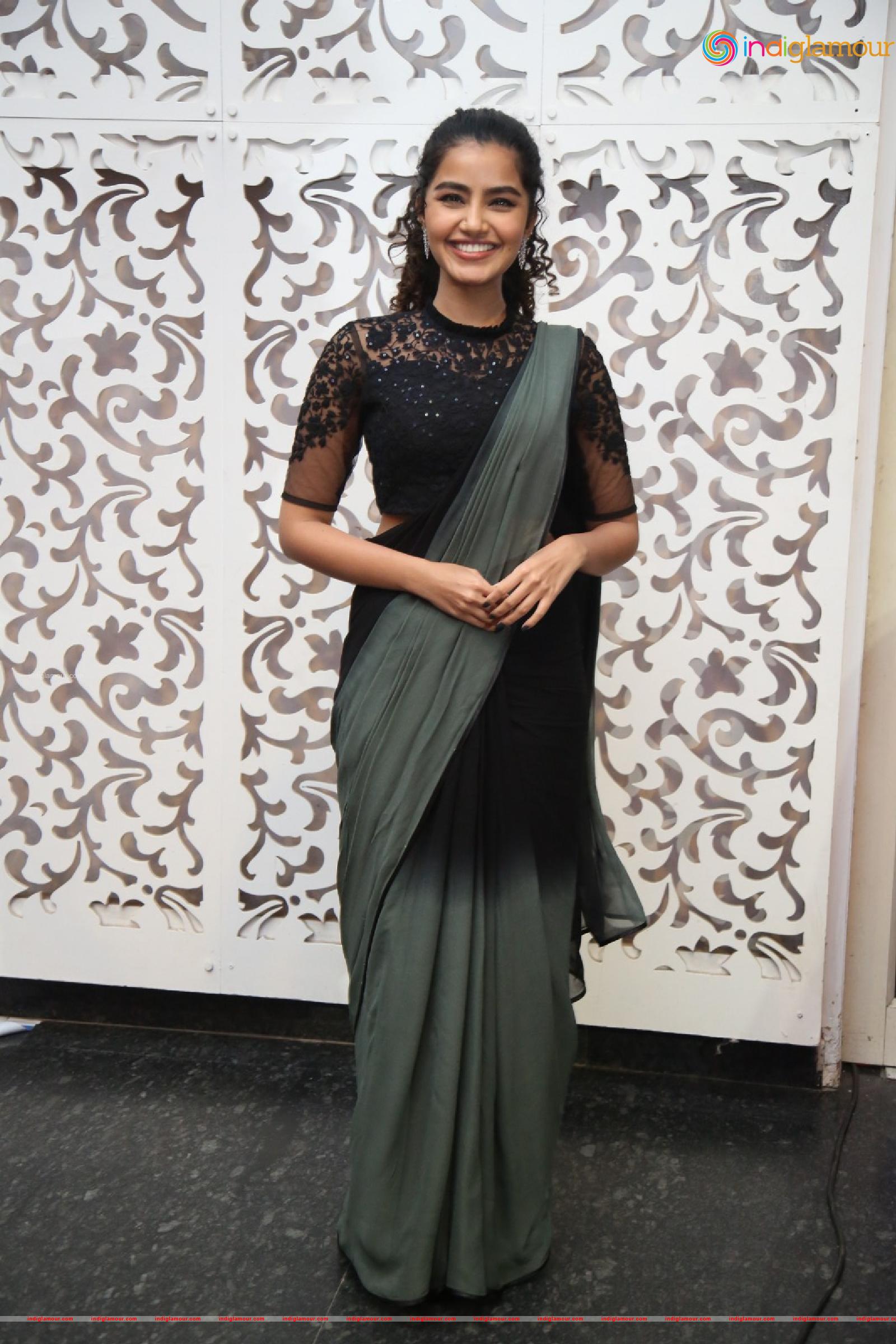 Anupama Parameswaran Actress hd photo
