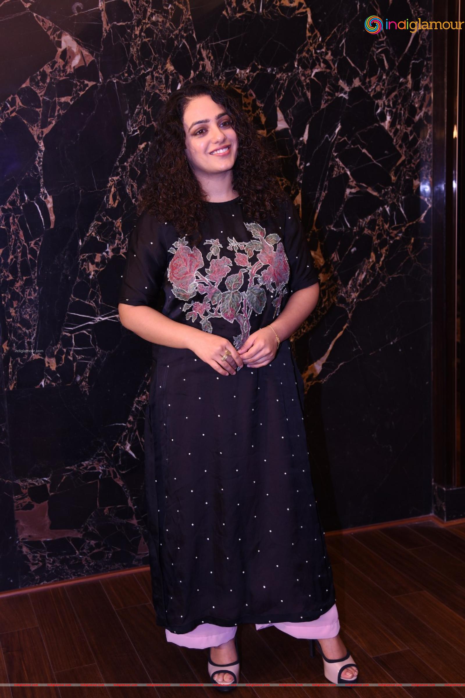 Nithya Menen Actress hd photo