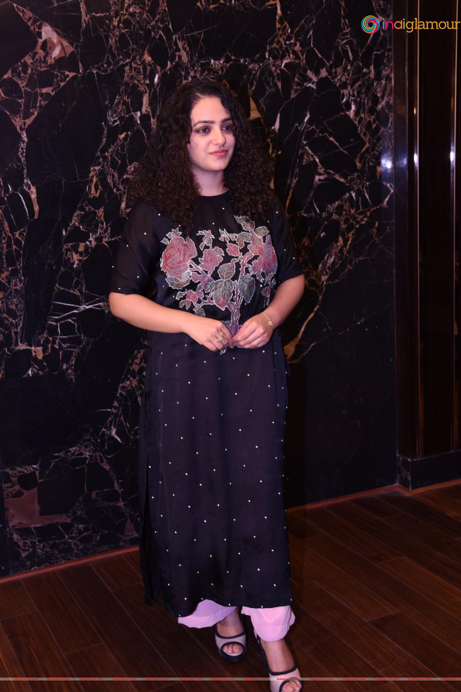 Nithya Menen Actress hd photo