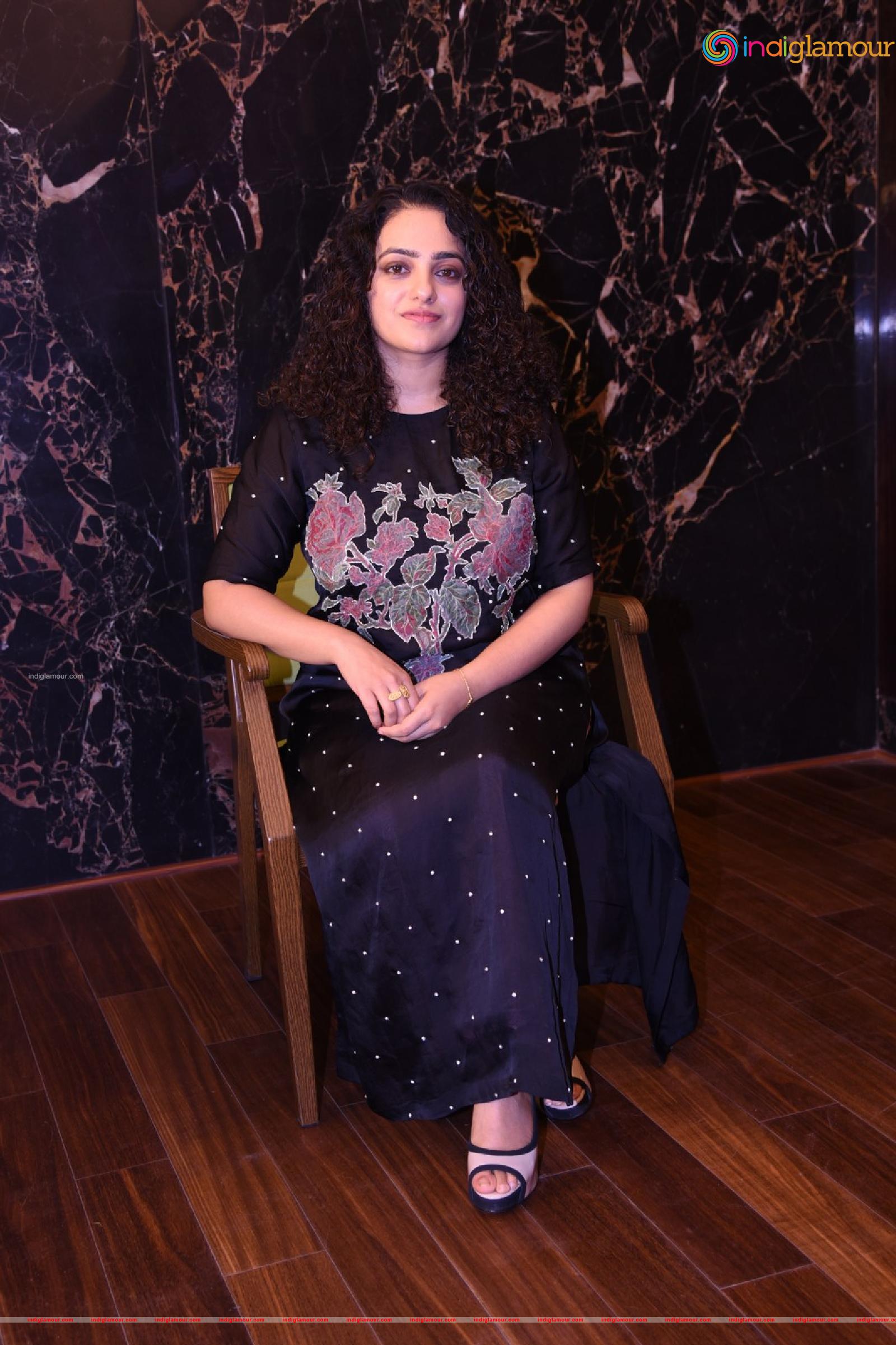 Nithya Menen Actress hd photo