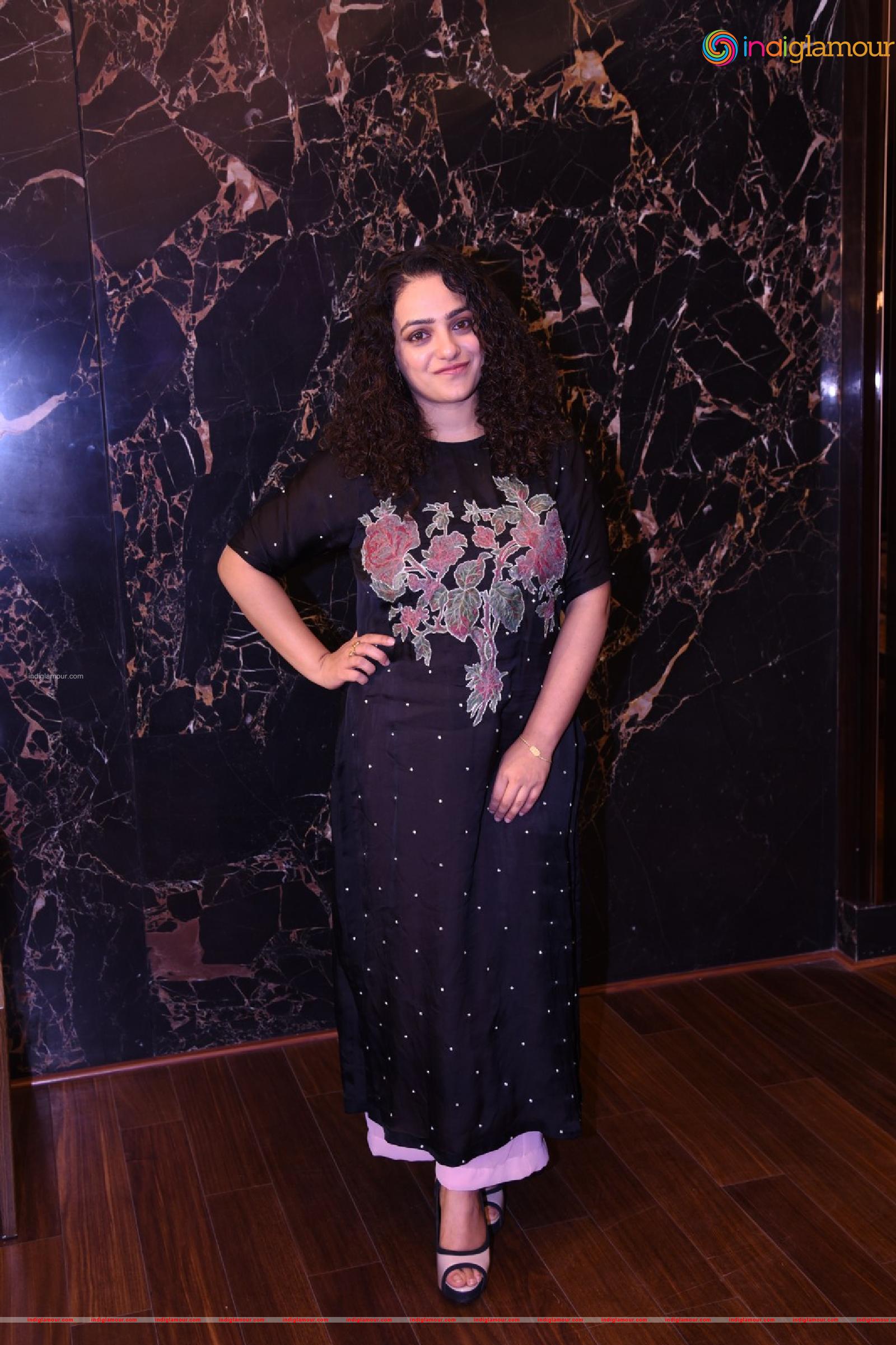 Nithya Menen Actress hd photo