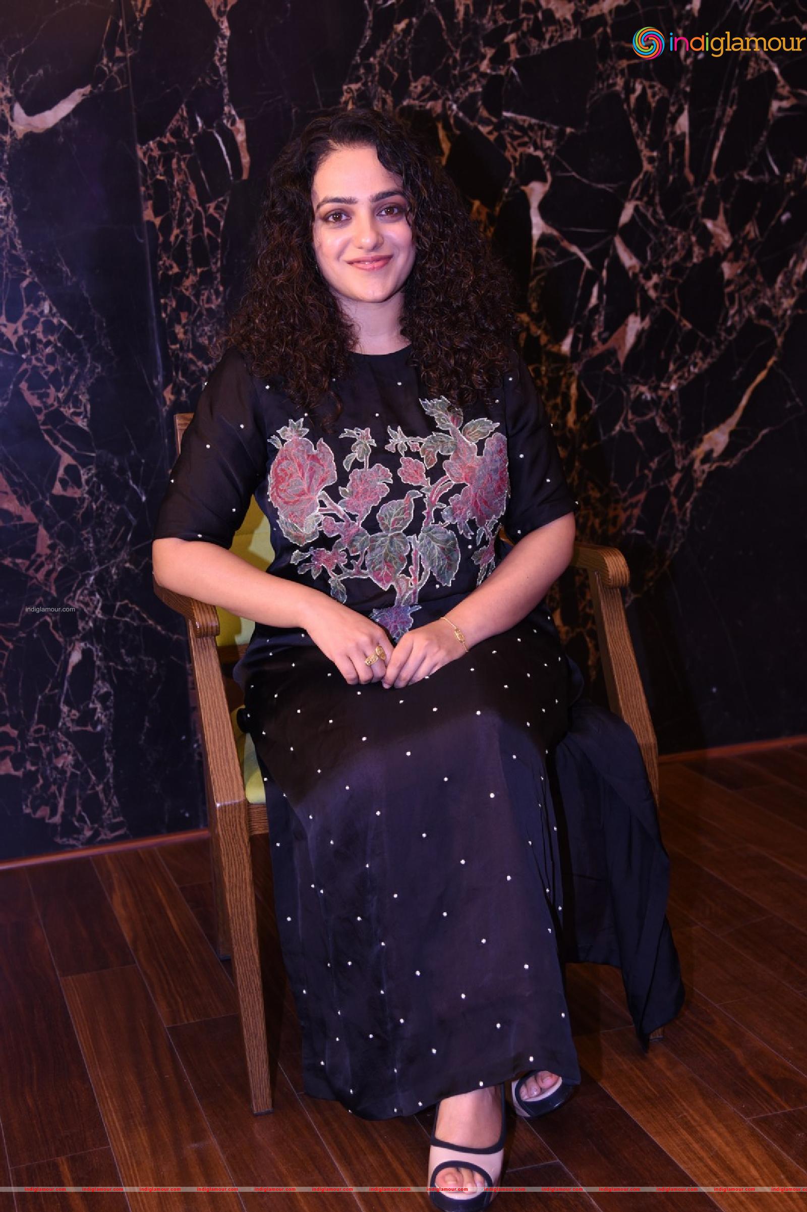 Nithya Menen Actress hd photo