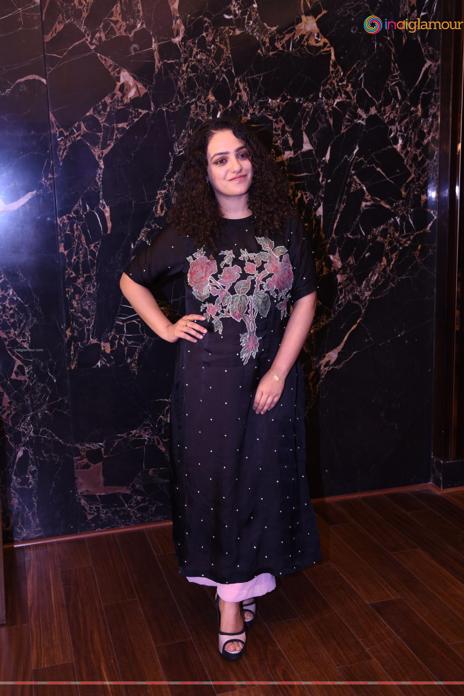 Nithya Menen Actress hd photo