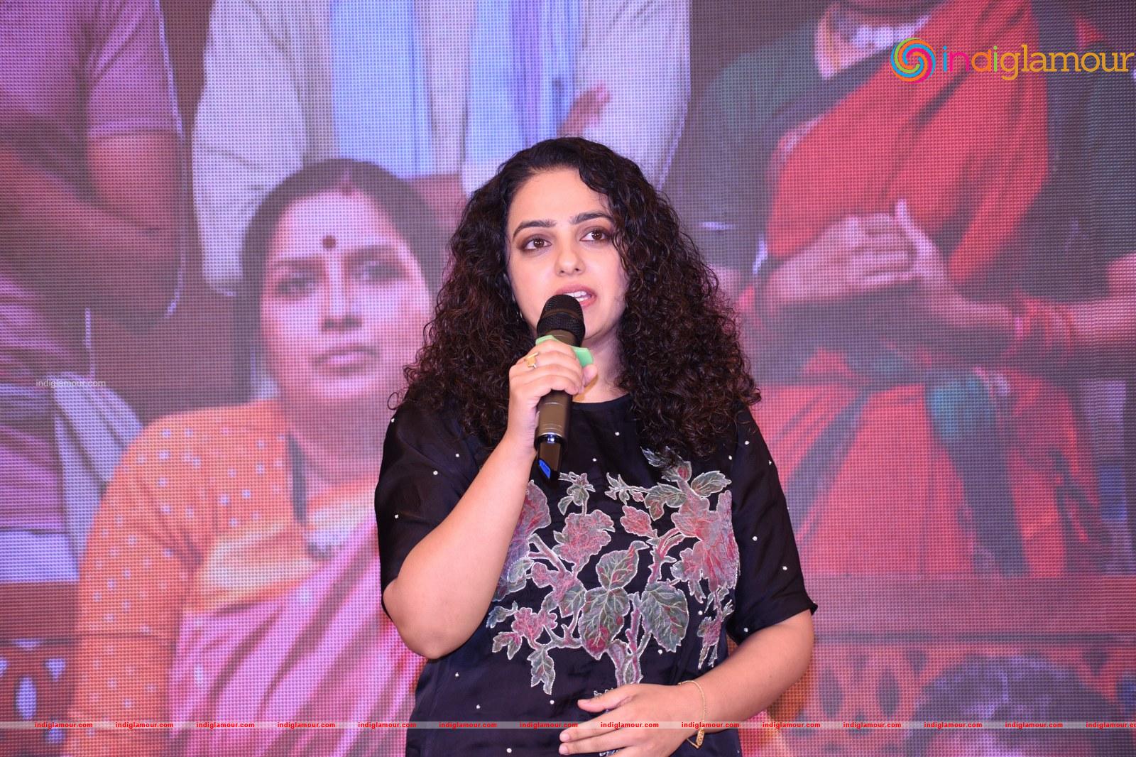 Nithya Menen Actress hd photo