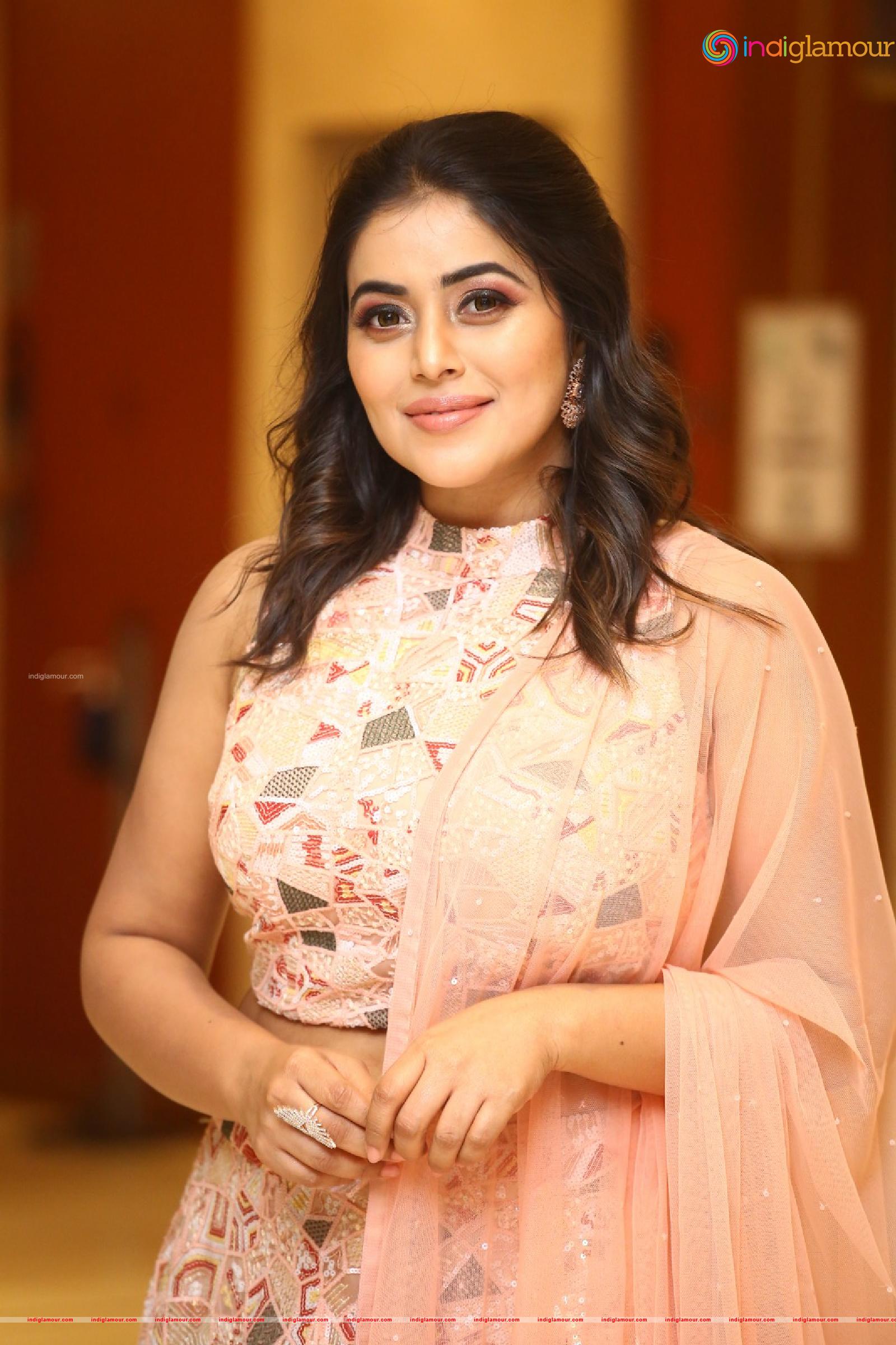 Shamna Kasim Actress hd photo