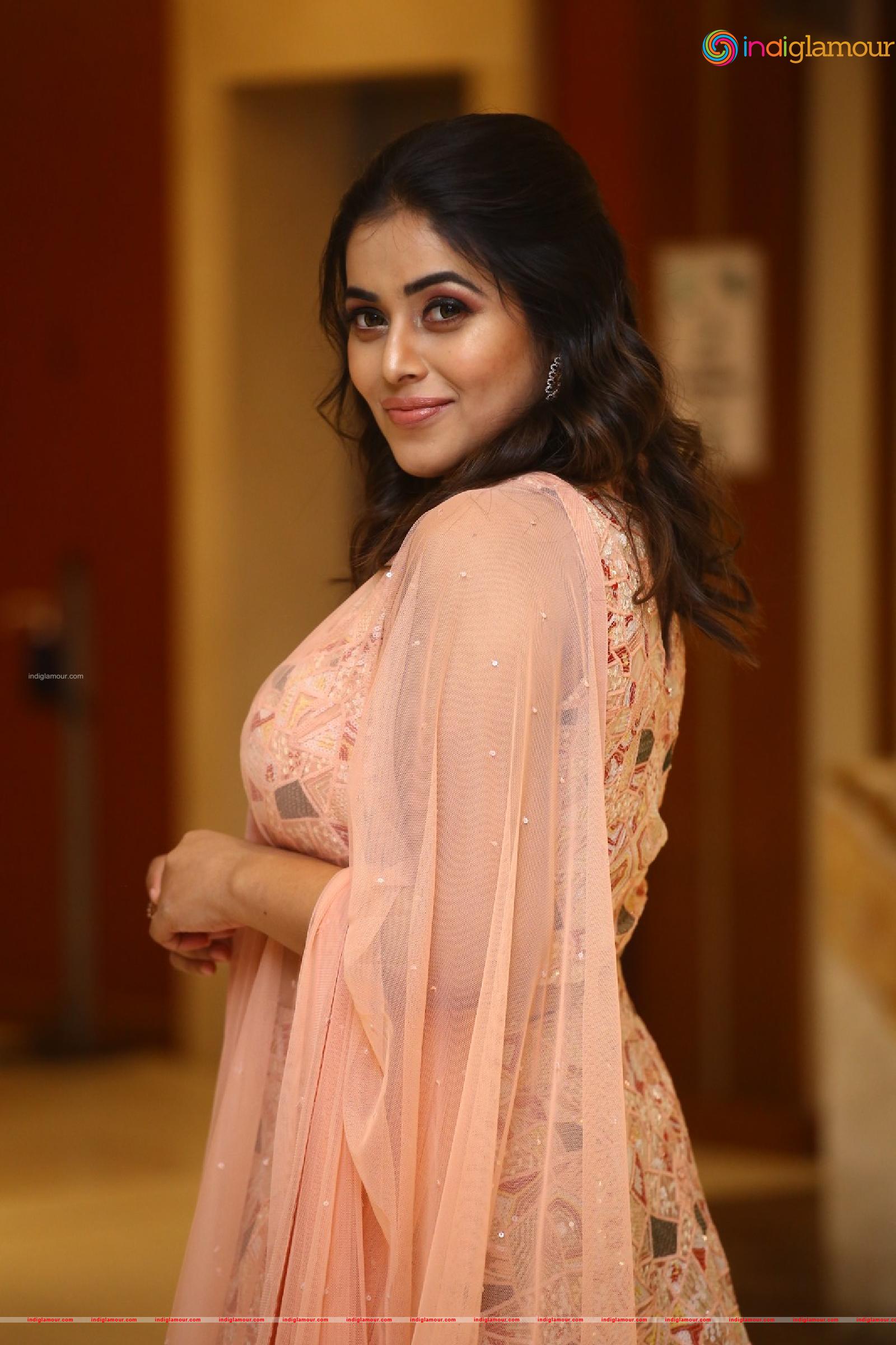 Shamna Kasim Actress hd photo