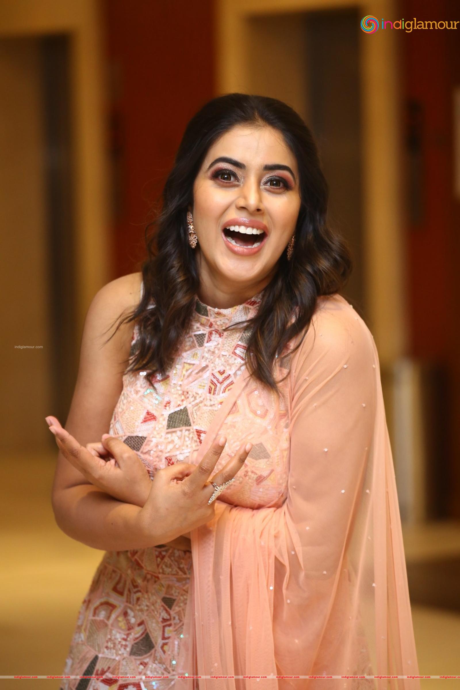 Shamna Kasim Actress hd photo