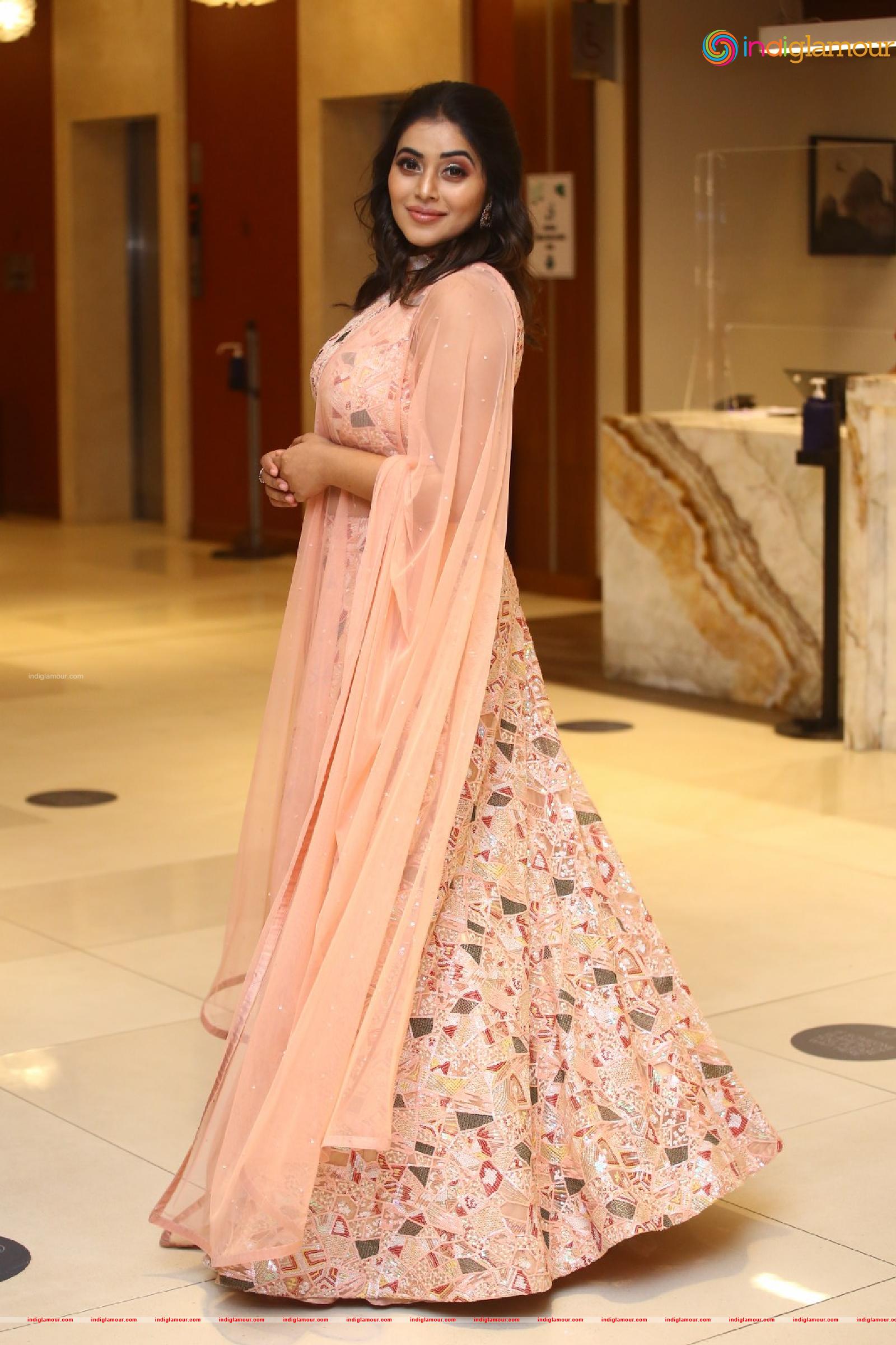 Shamna Kasim Actress hd photo