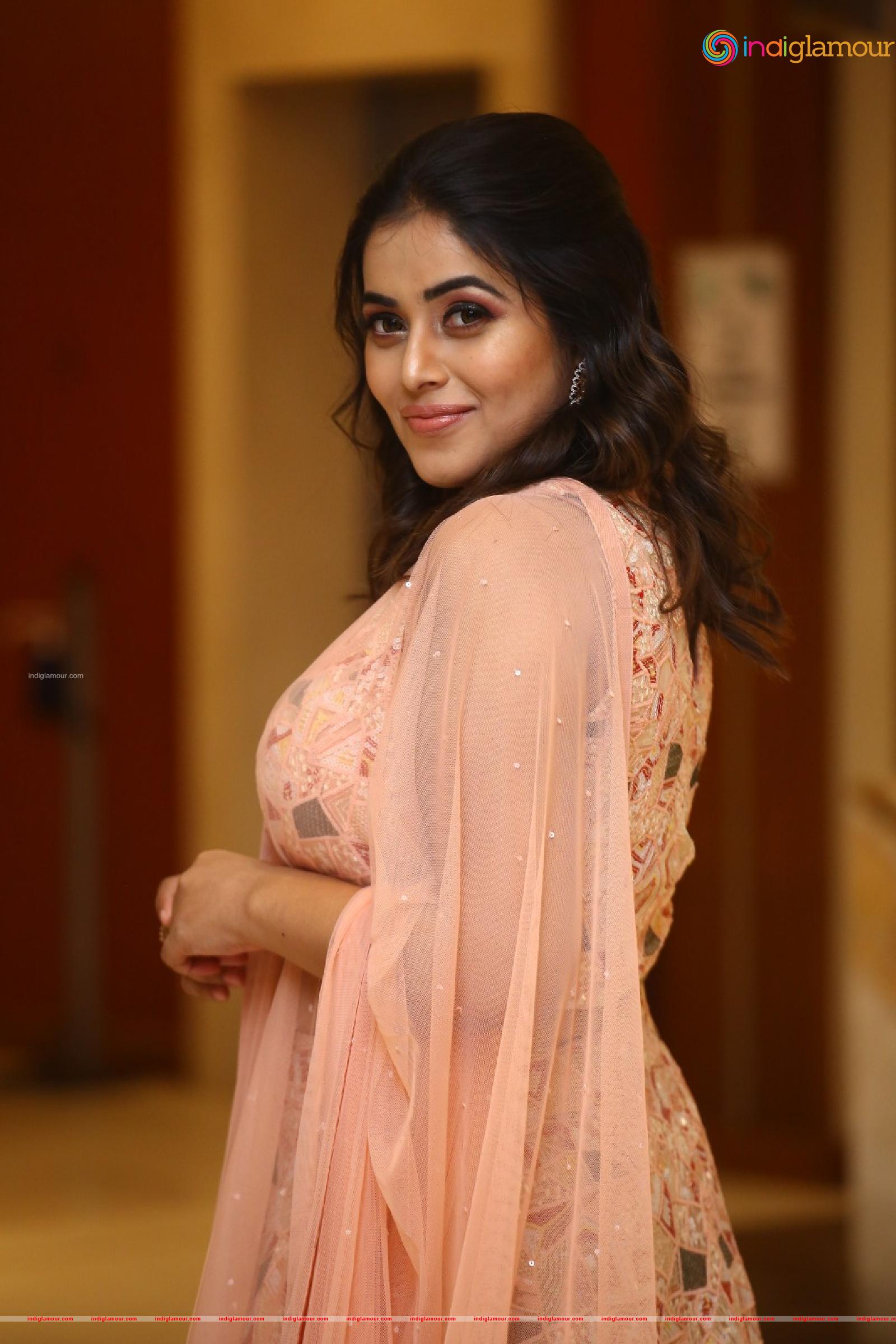 Shamna Kasim Actress hd photo