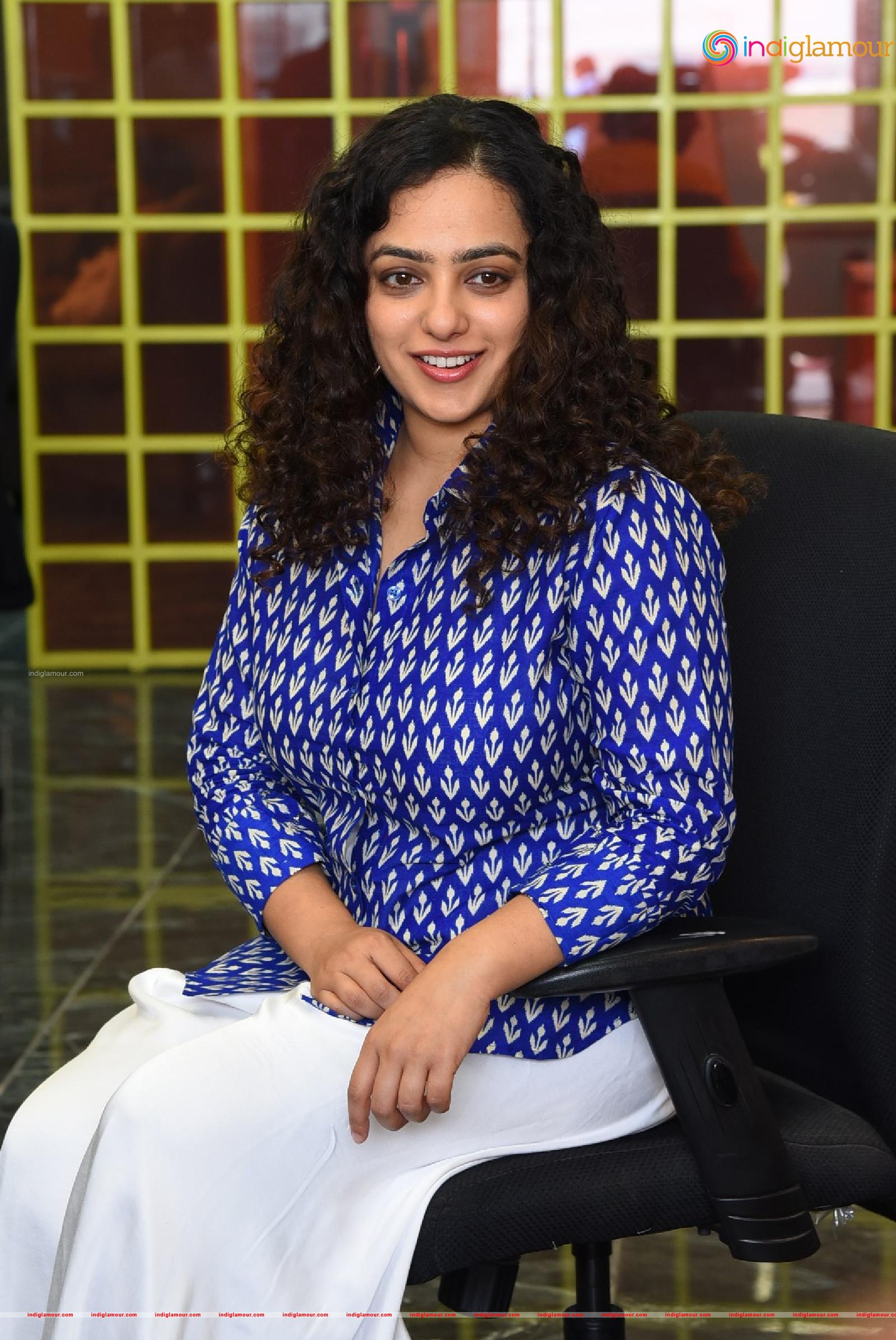 Nithya Menen Actress hd photo