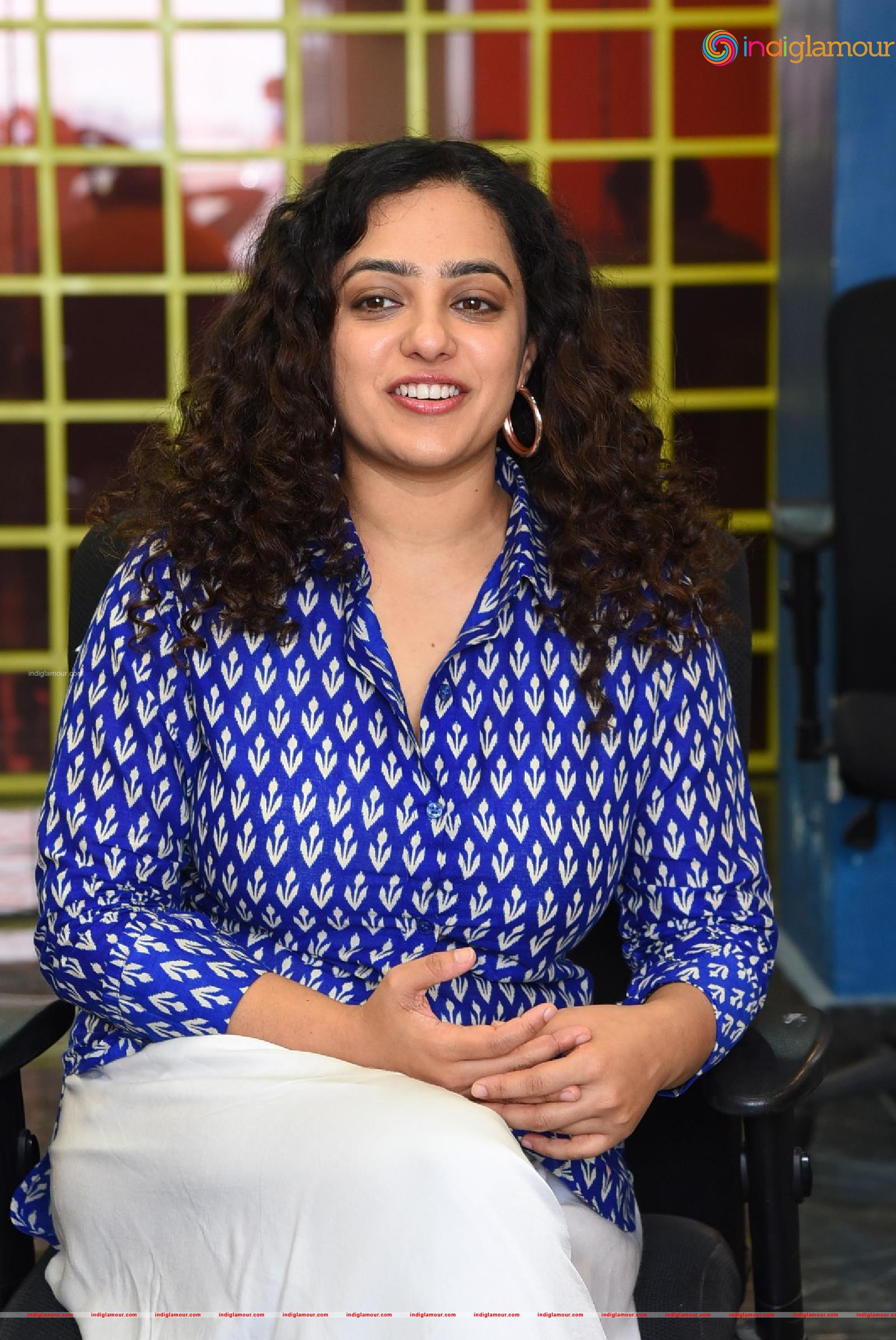 Nithya Menen Actress hd photo