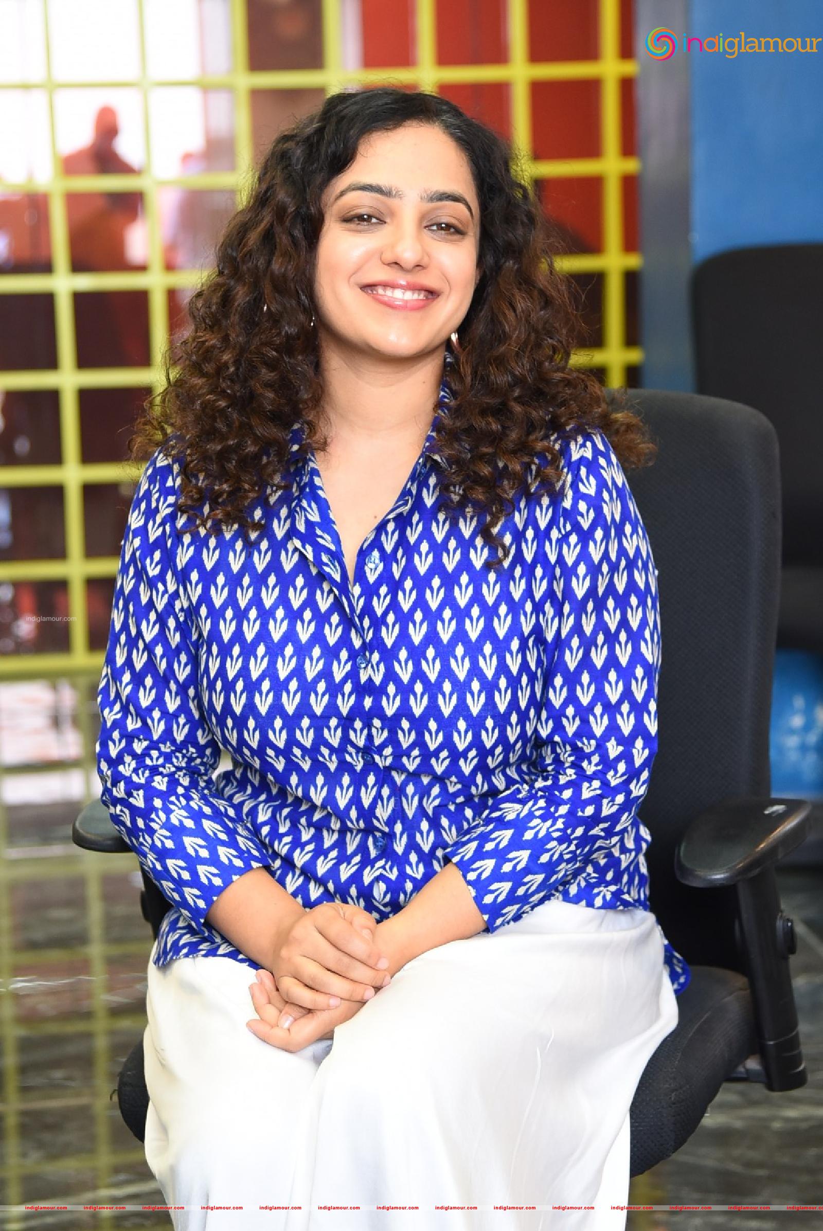 Nithya Menen Actress hd photo