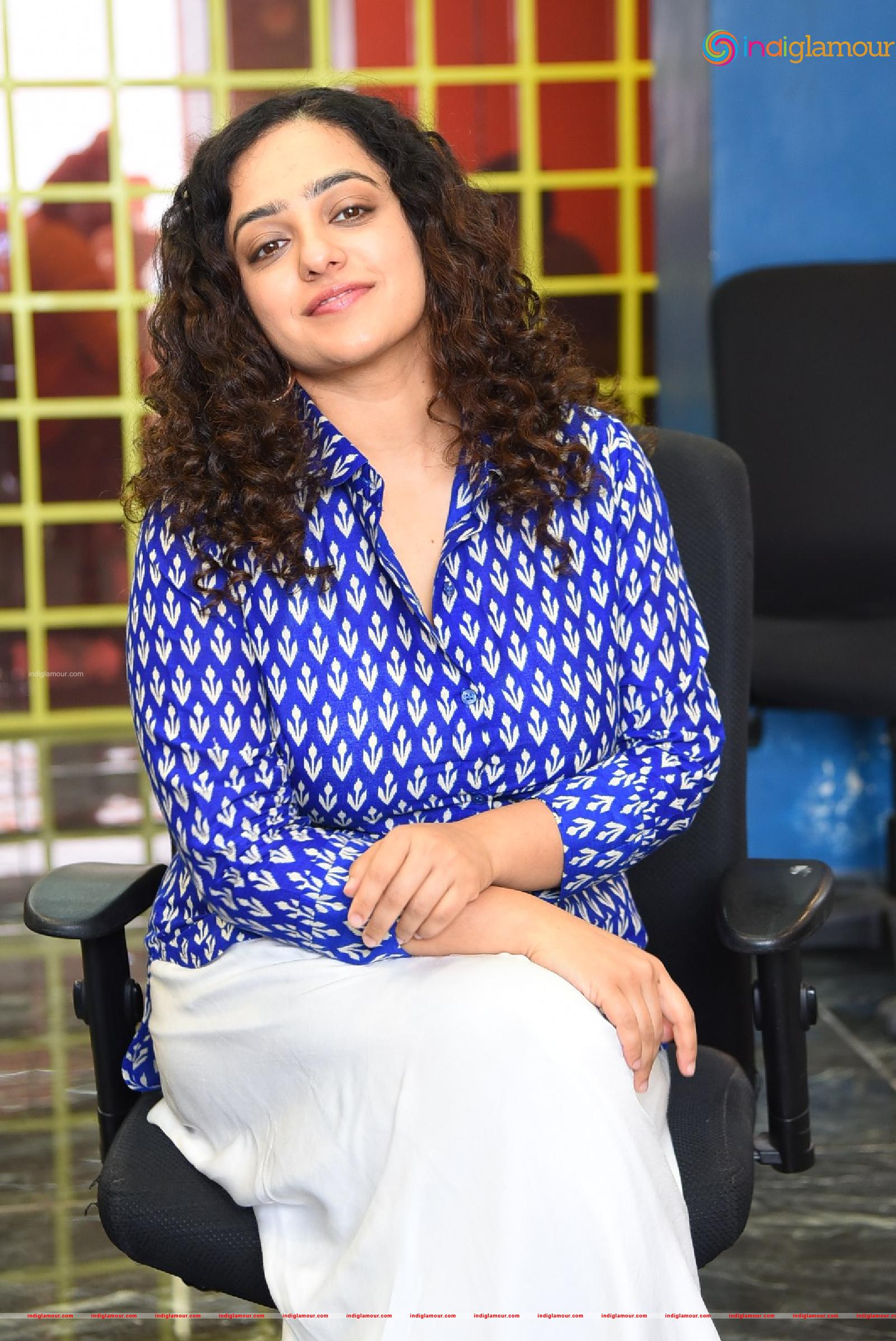 Nithya Menen Actress hd photo