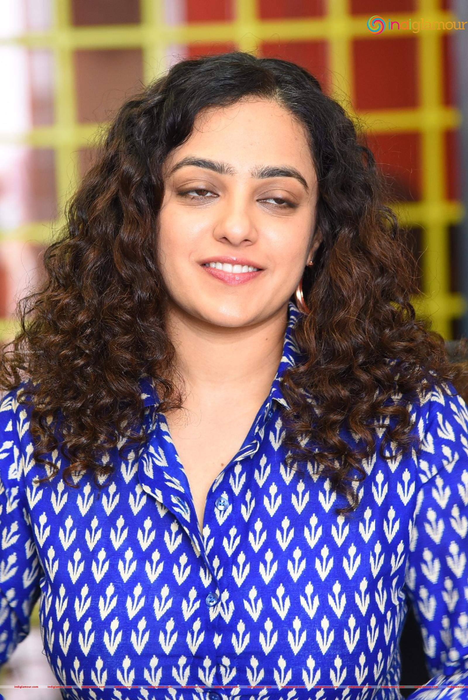 Nithya Menen Actress hd photo