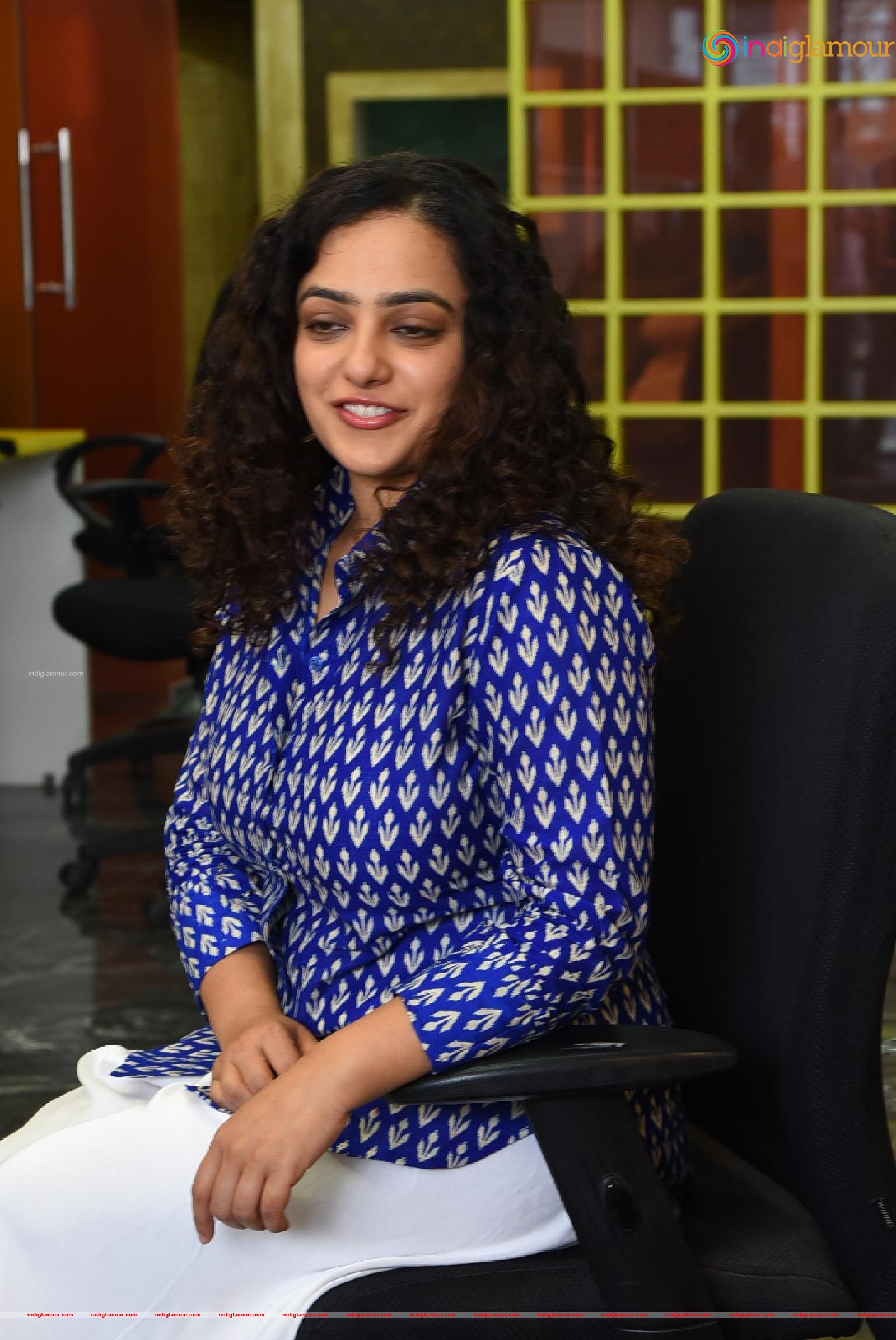 Nithya Menen Actress hd photo
