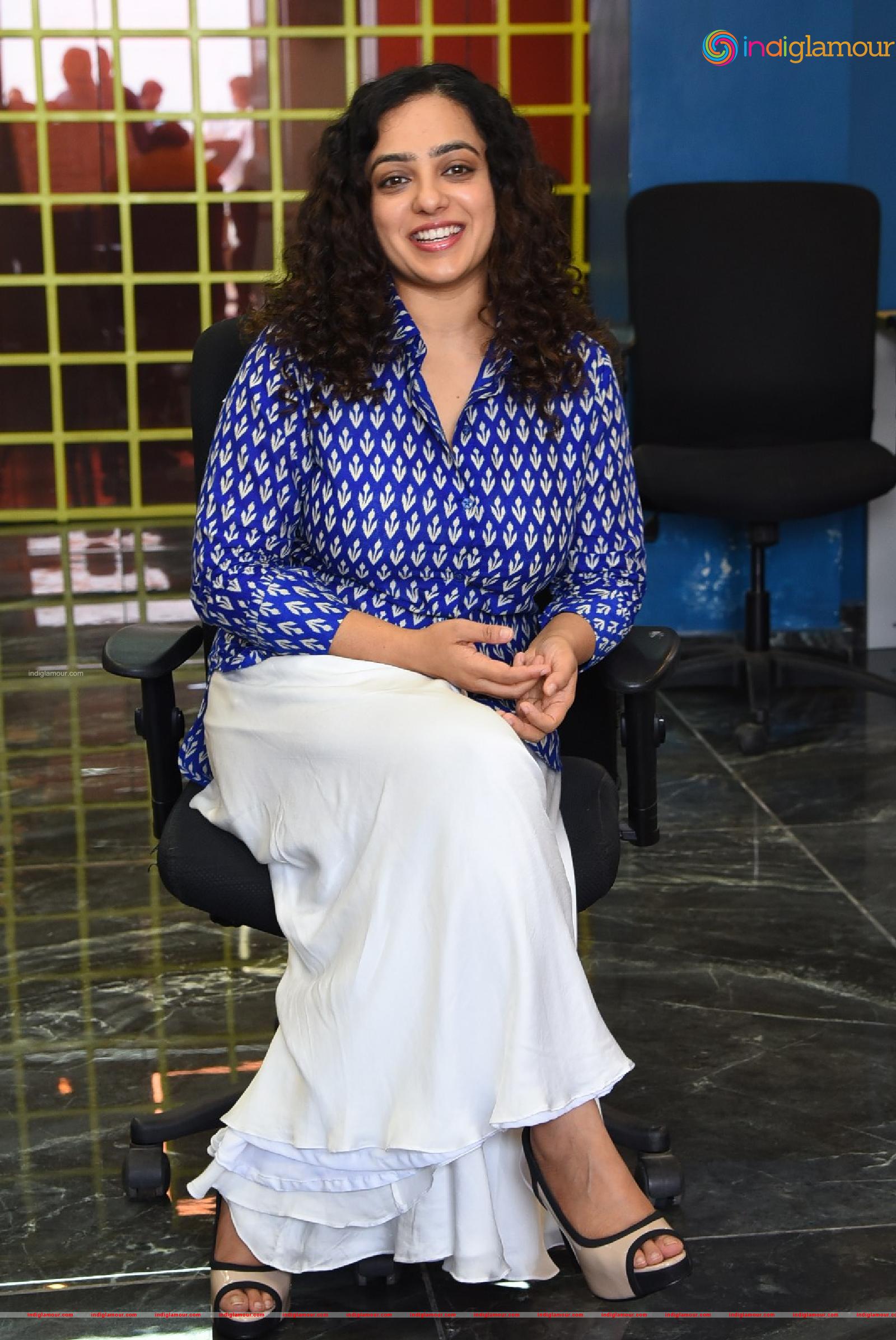 Nithya Menen Actress hd photo