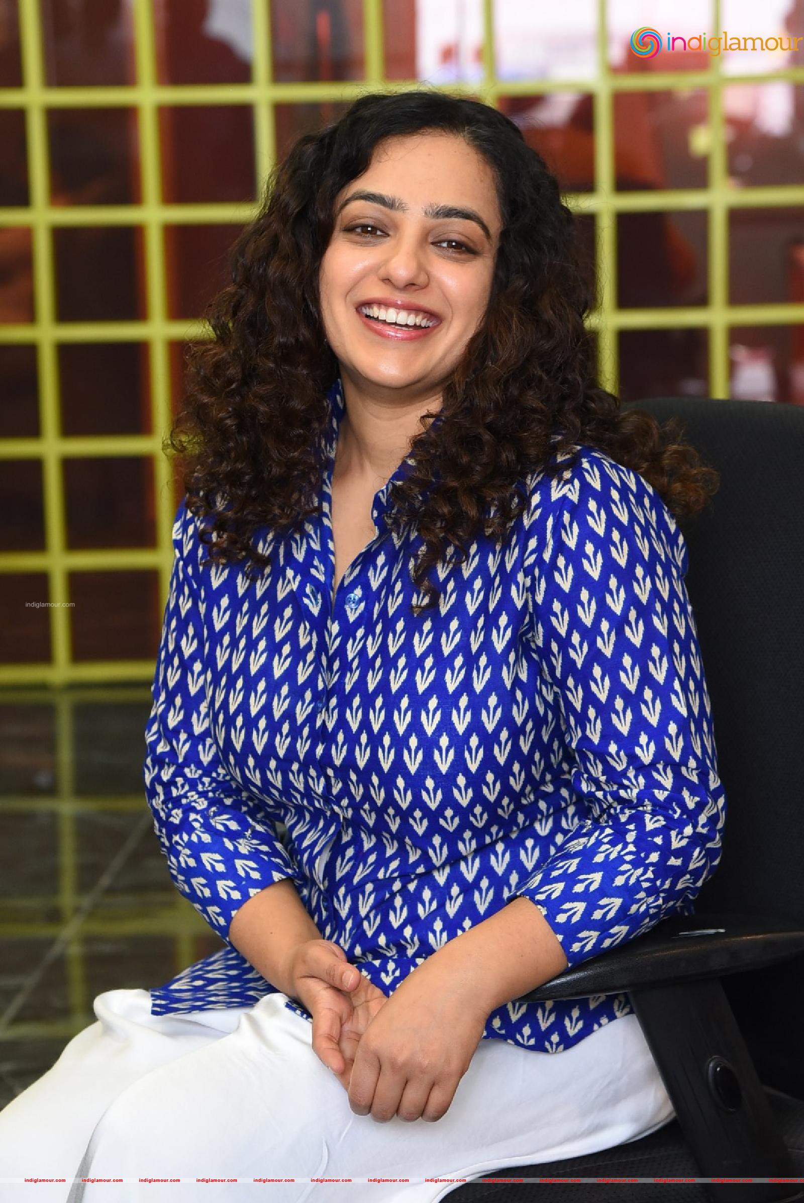 Nithya Menen Actress hd photo