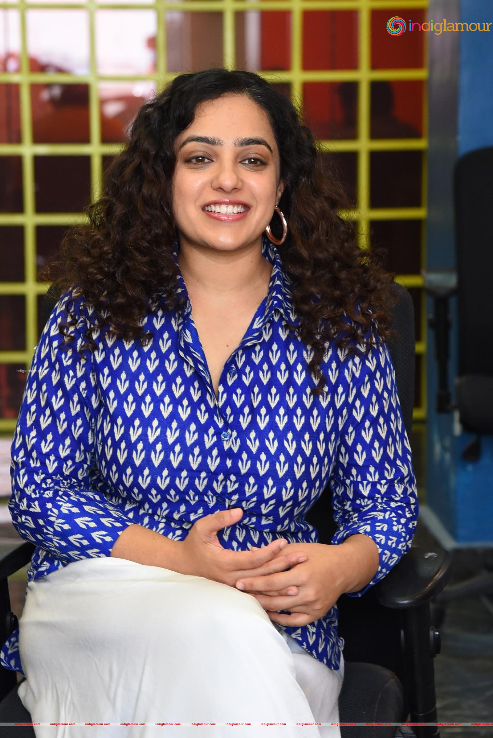 Nithya Menen Actress hd photo
