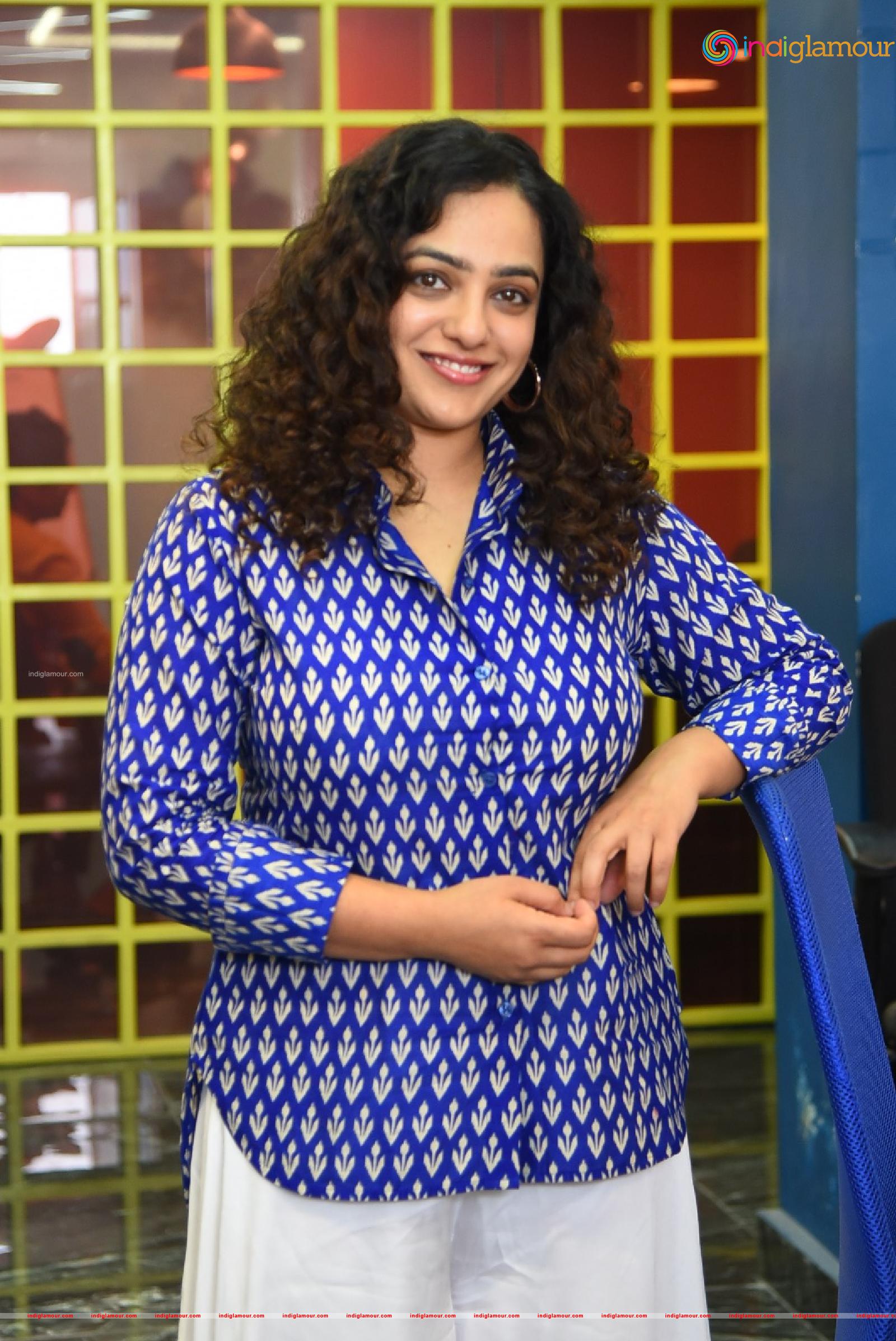 Nithya Menen Actress hd photo