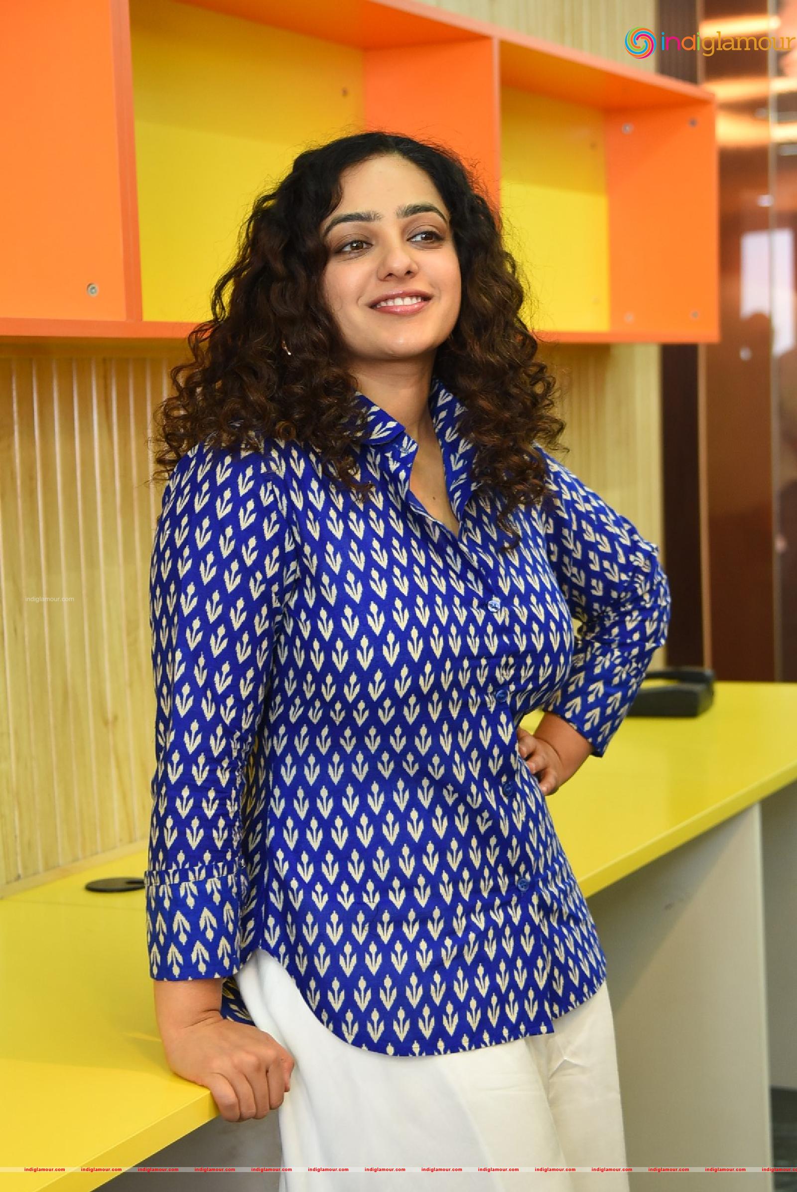Nithya Menen Actress hd photo