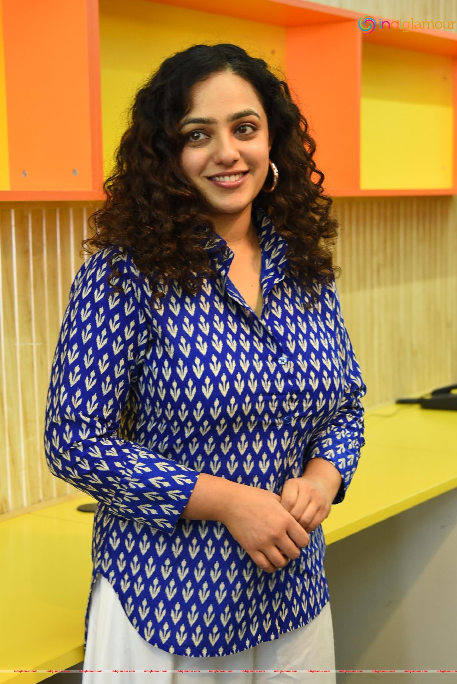 Nithya Menen Actress hd photo