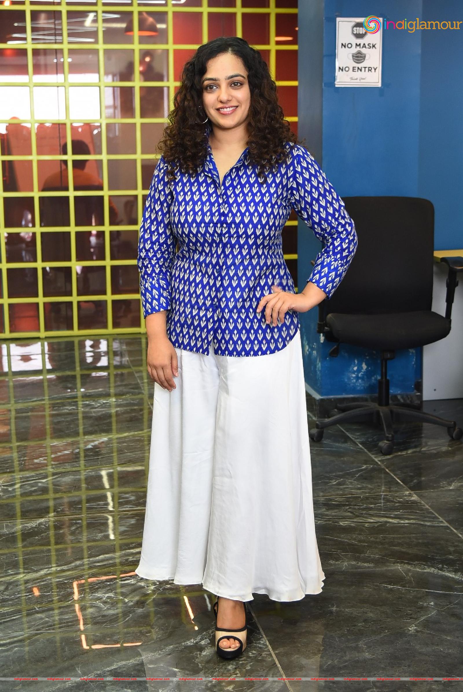 Nithya Menen Actress hd photo