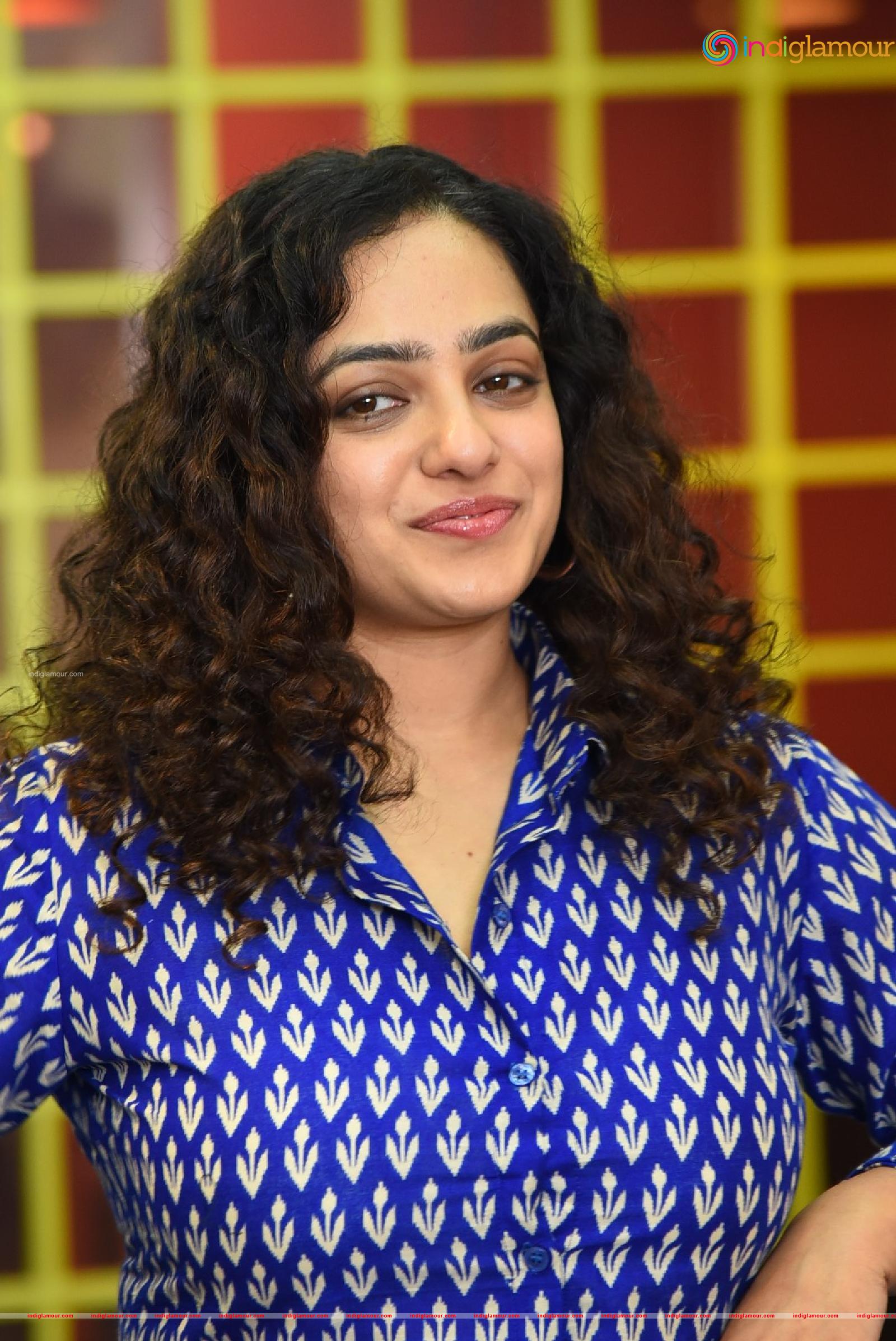 Nithya Menen Actress hd photo