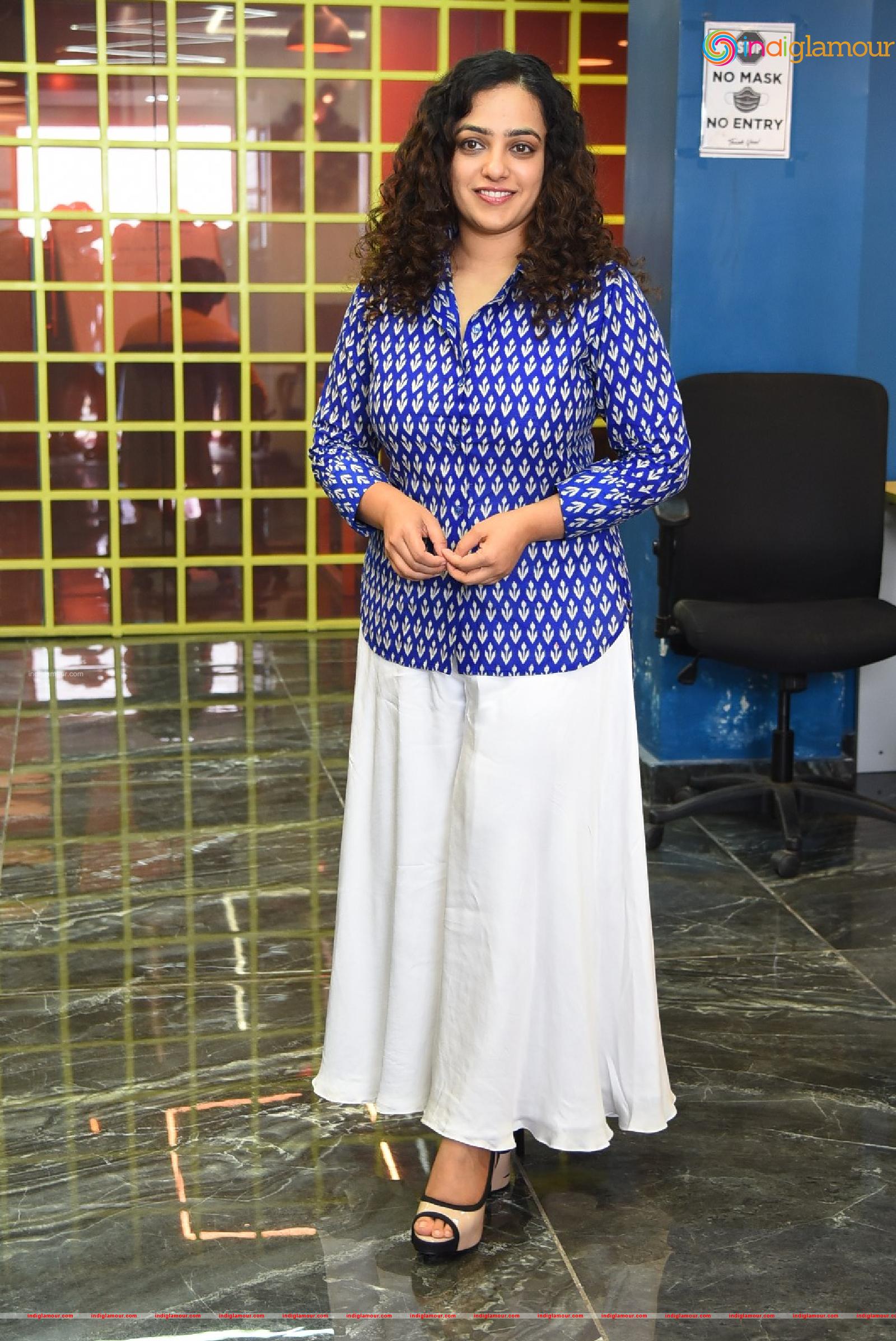 Nithya Menen Actress hd photo