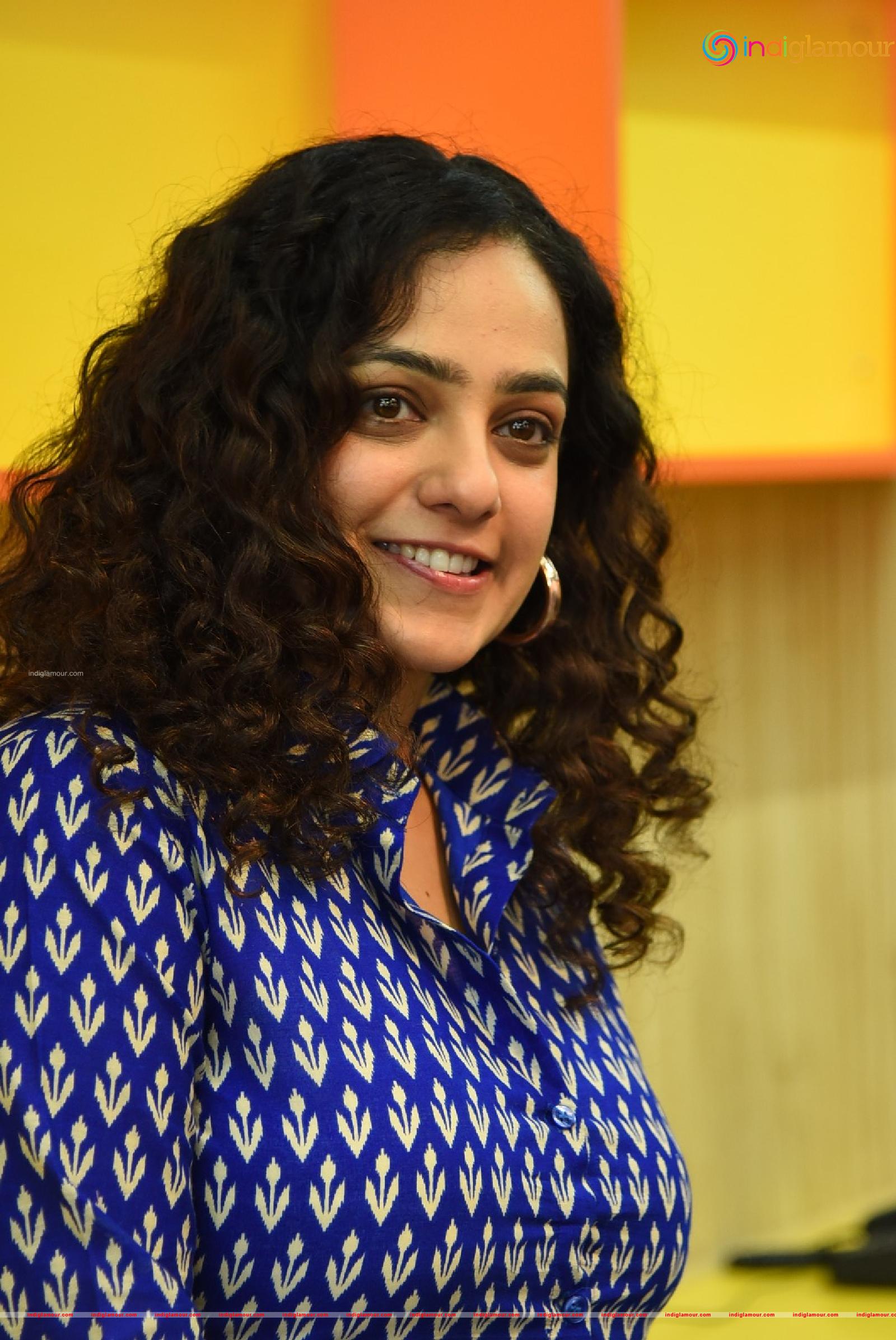 Nithya Menen Actress hd photo
