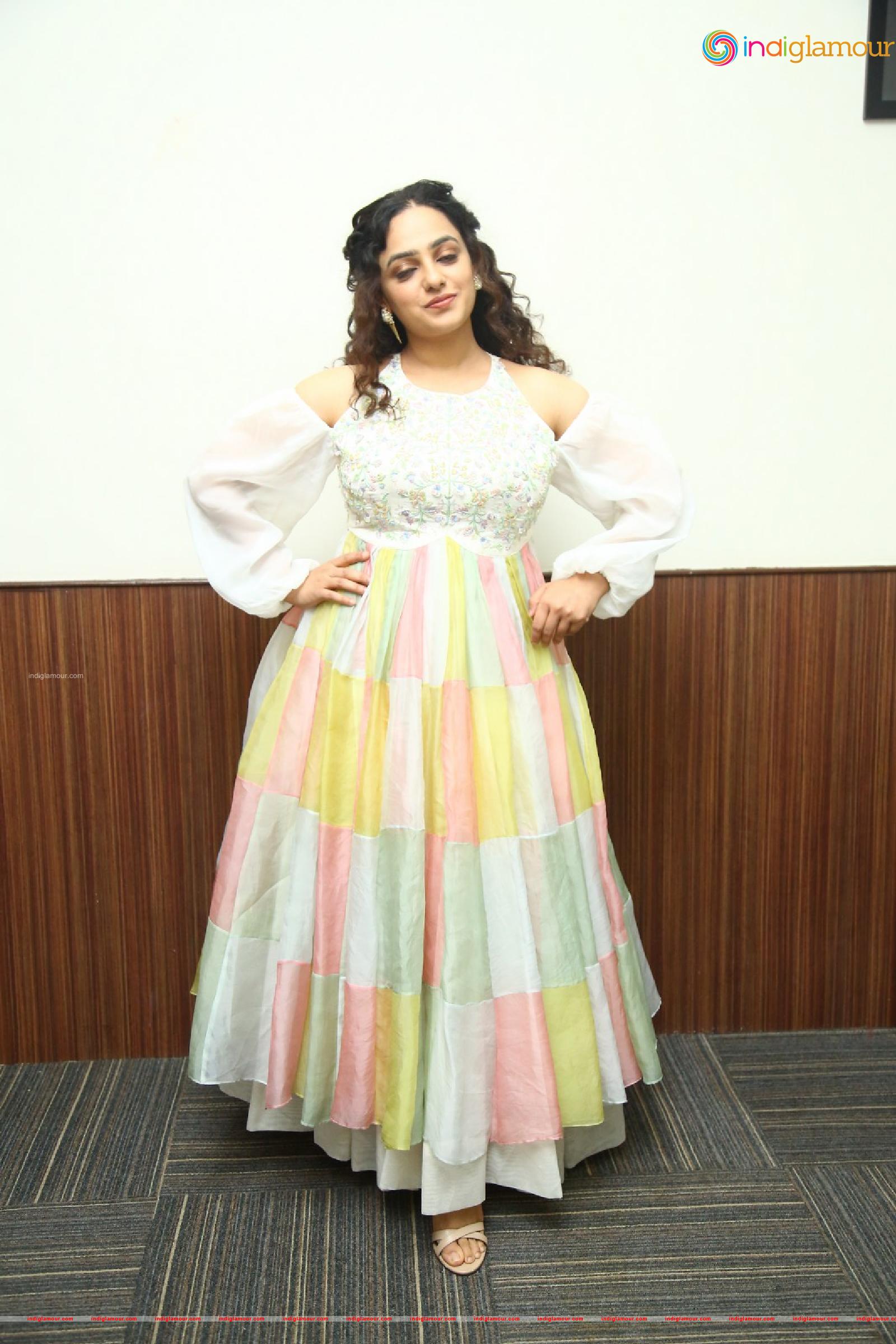 Nithya Menen Actress hd photo