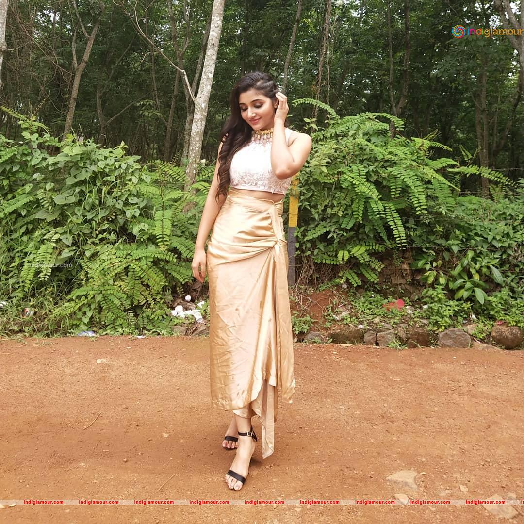 Mirnaa Actress hd photo