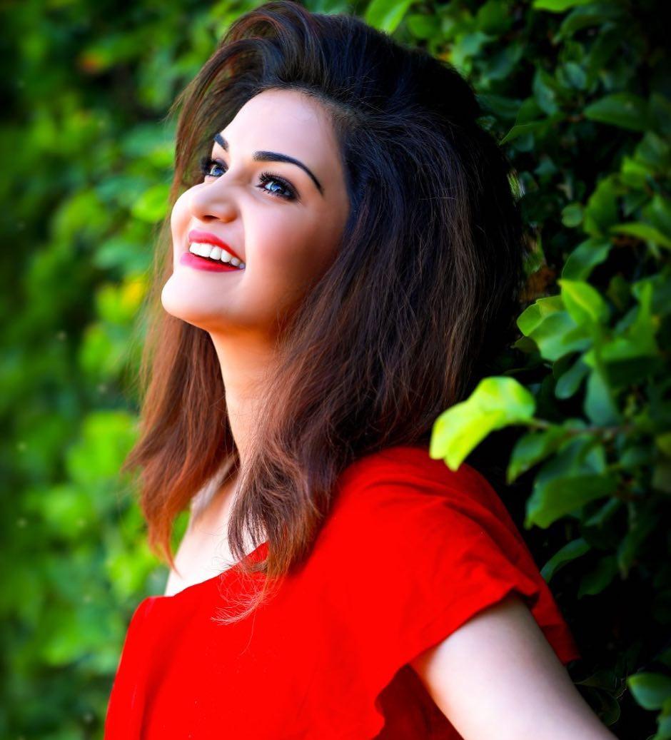 Honey Rose Actress hd photo