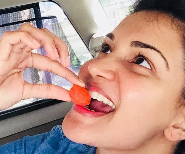 Honey Rose Actress hd photo