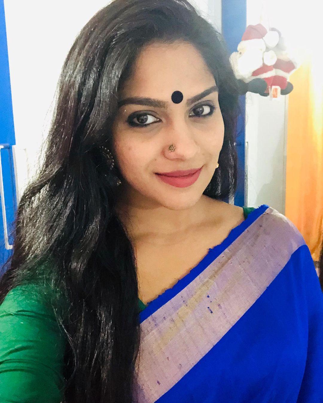 Swasika Actress hd photo