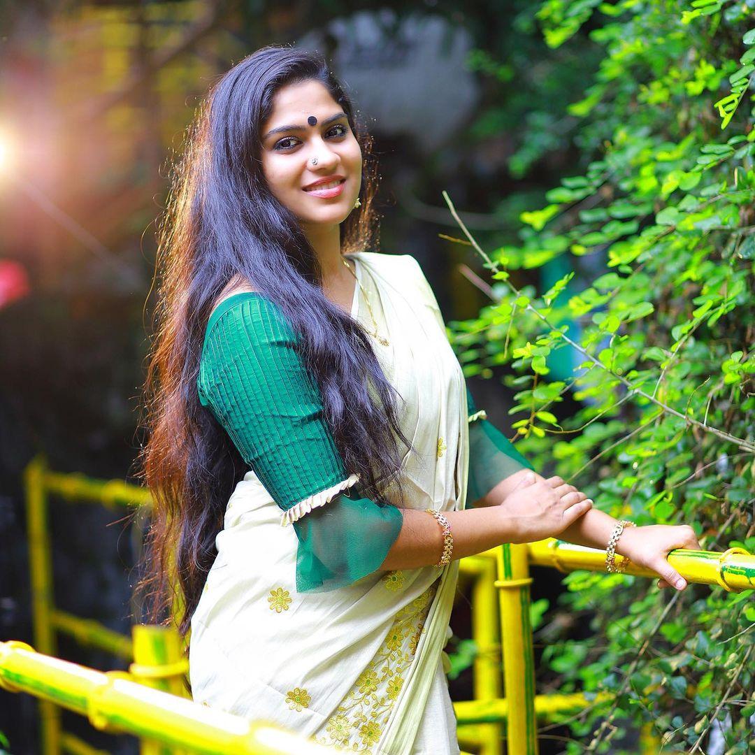 Swasika Actress hd photo