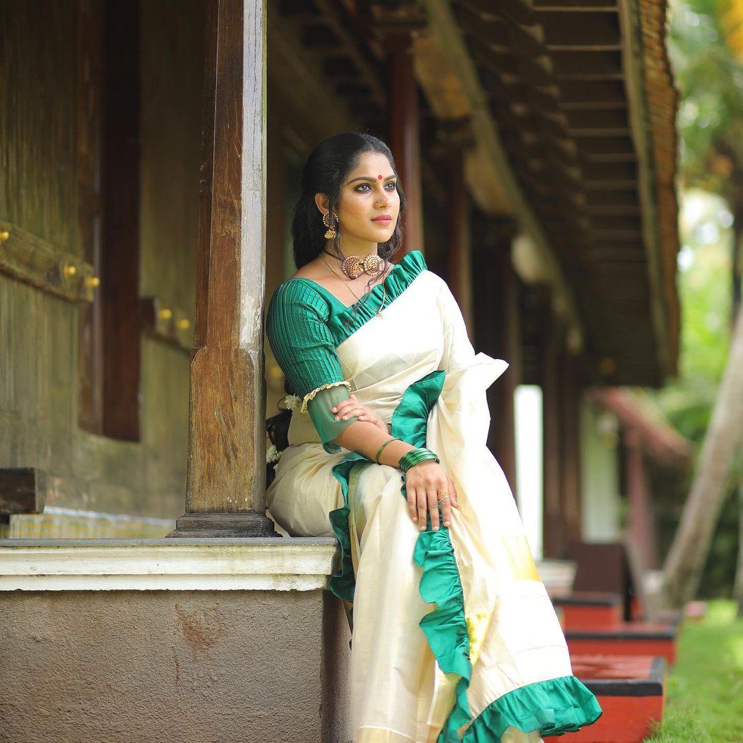 Swasika Actress hd photo
