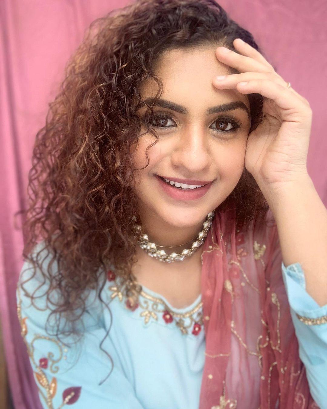 Noorin Shereef Actress hd photo