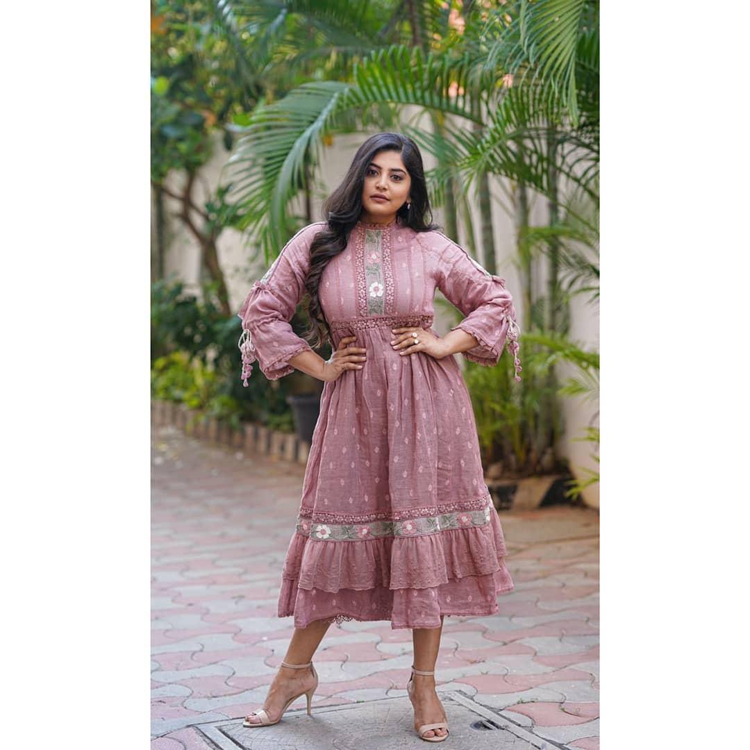 Manjima Mohan Actress hd photo