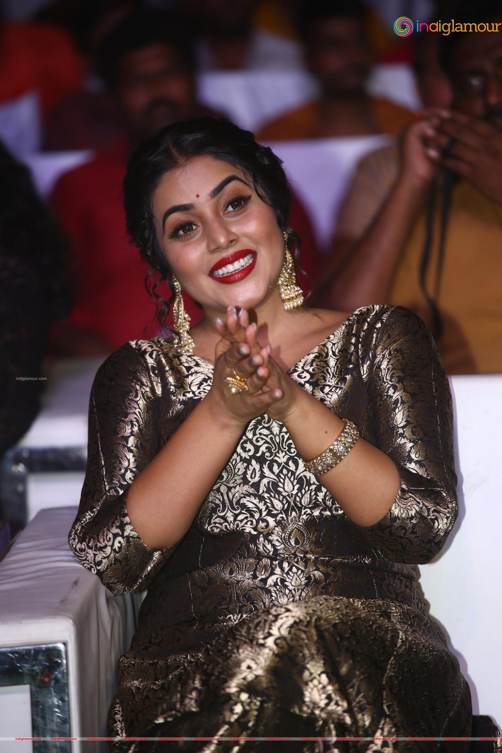 Shamna Kasim Actress hd photo