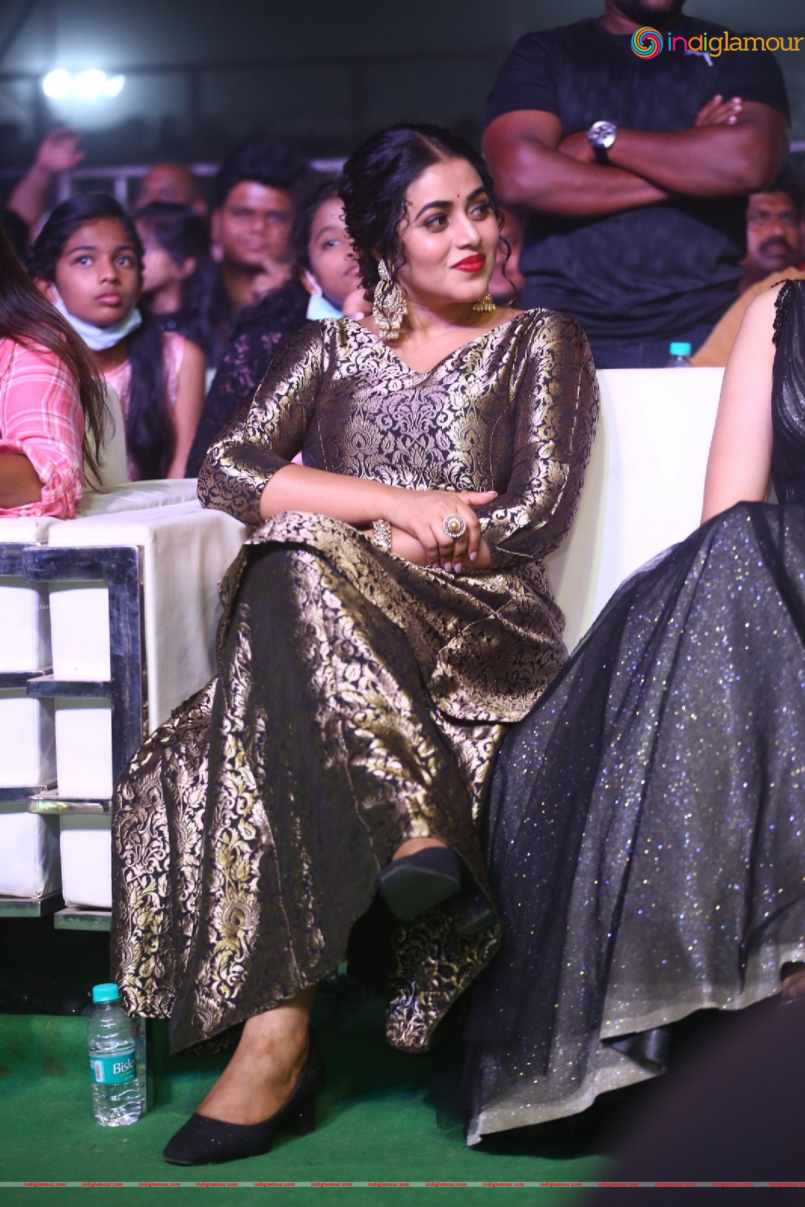 Shamna Kasim Actress hd photo