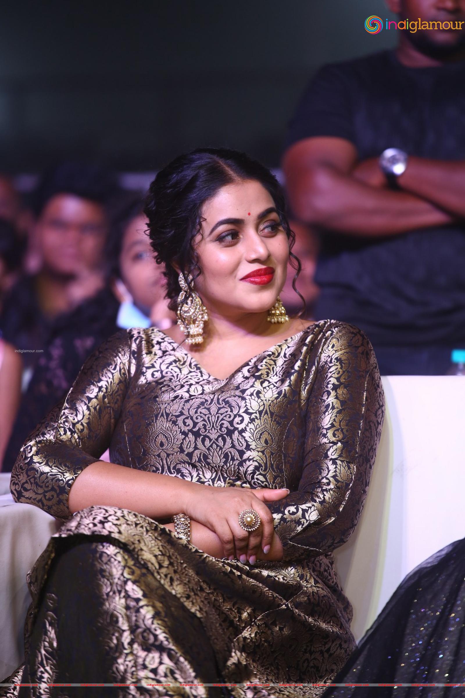 Shamna Kasim Actress hd photo