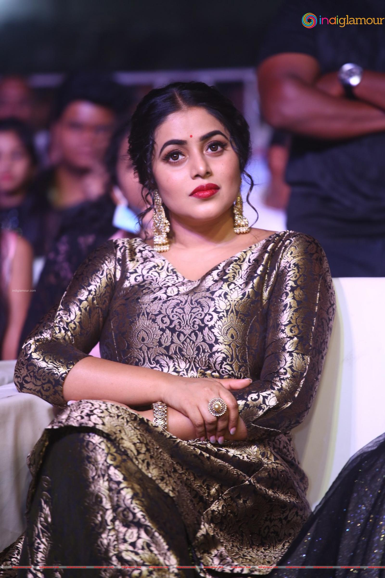 Shamna Kasim Actress hd photo