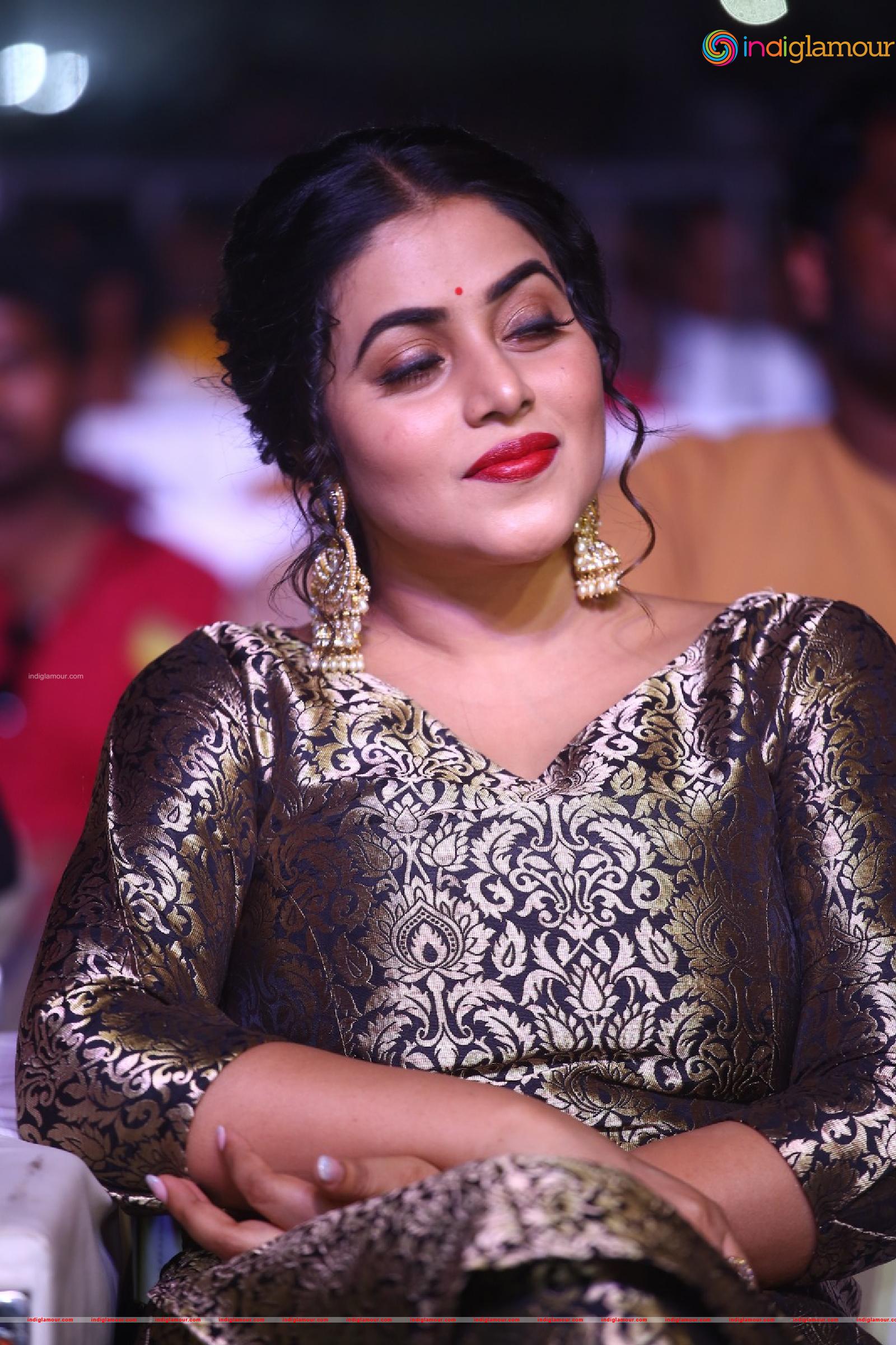 Shamna Kasim Actress hd photo